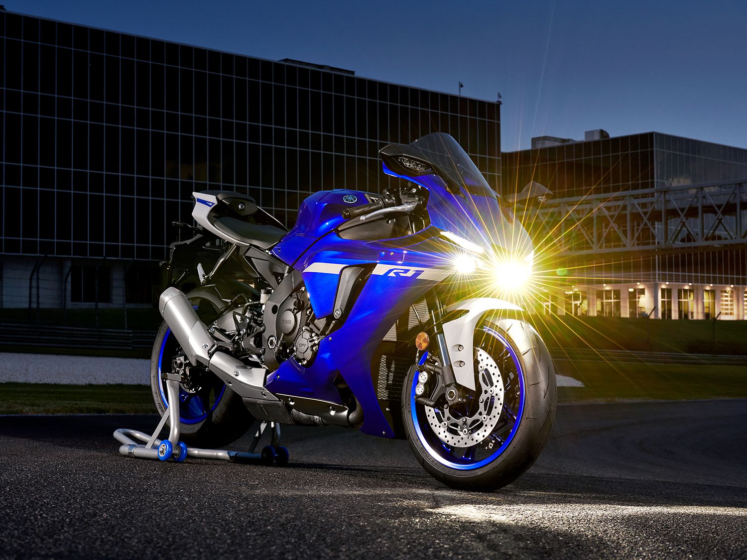 2020 Yamaha YZF-R1 And YZF-R1M First Look | Motorcyclist