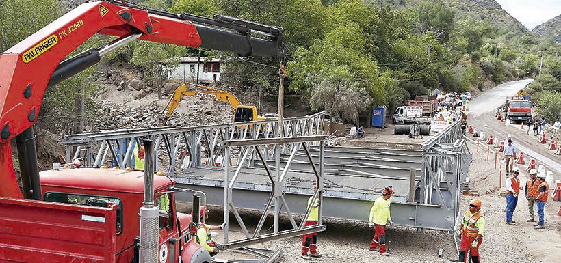 Puente Mecano, cajón del maipo