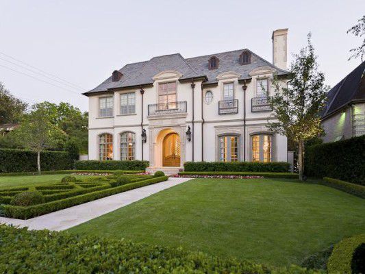 Report: Troy Aikman sells Highland Park home for $5.4 million; see photos  of the house