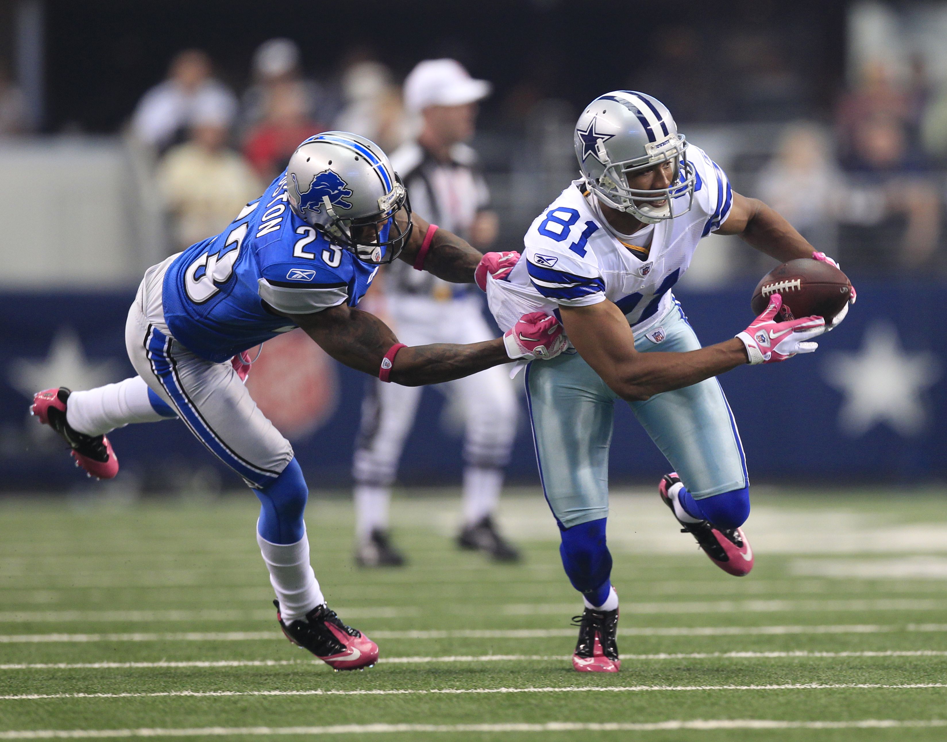 Going to the Game? Cowboys Honoring Breast Cancer Awareness Month