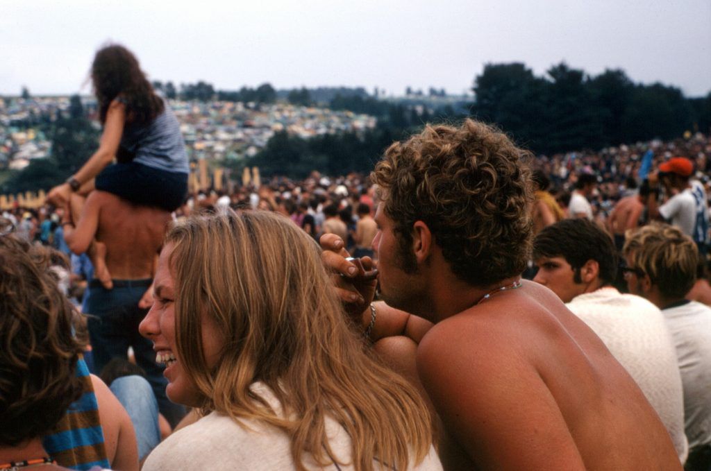 woodstock 1969 hippies smoking