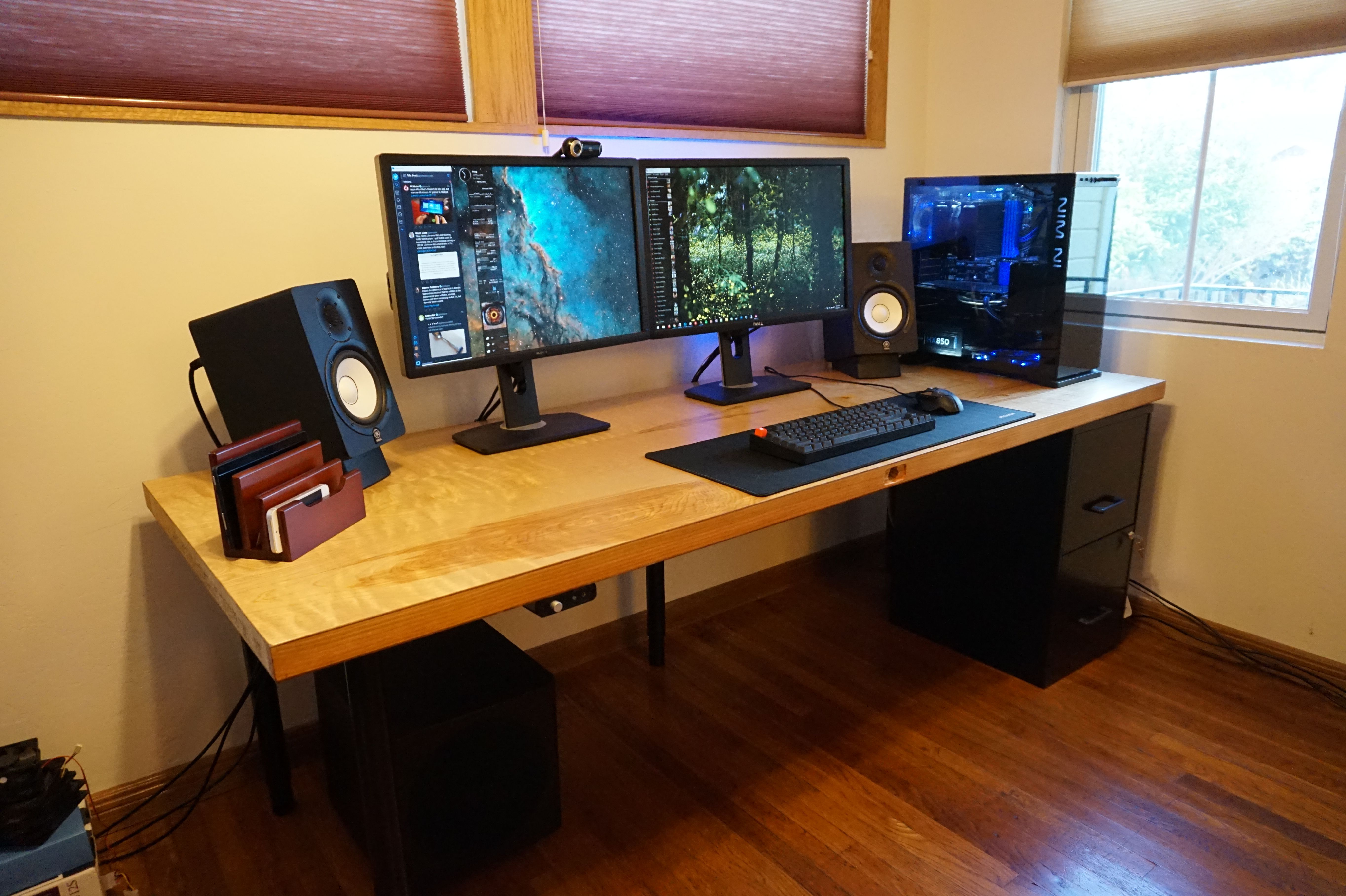 Save Hundreds Of Dollars On A Custom Computer Desk By Building It