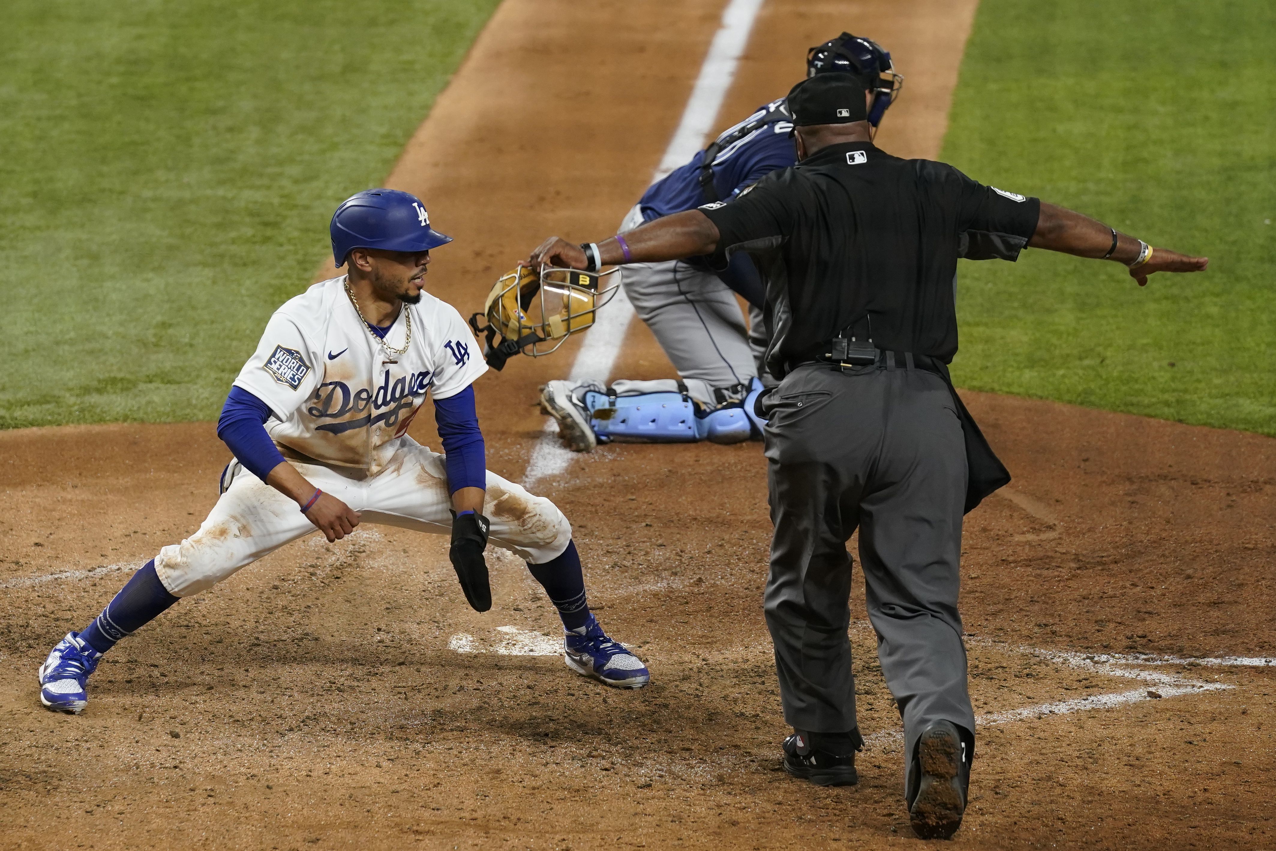 Mookie Betts wins America a FREE TACO with stolen base in World Series Game  1 vs Rays