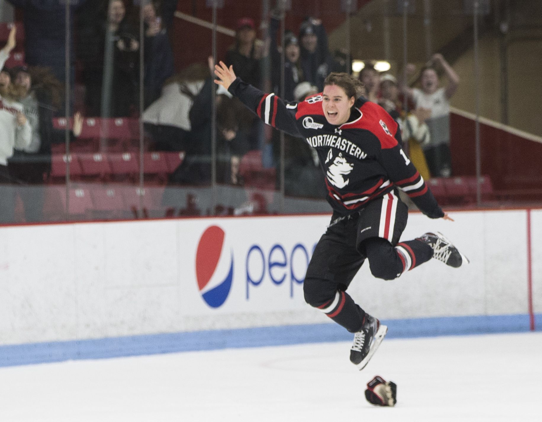 Six stories to watch as Boston women's college hockey teams prepare for the  season - The Boston Globe