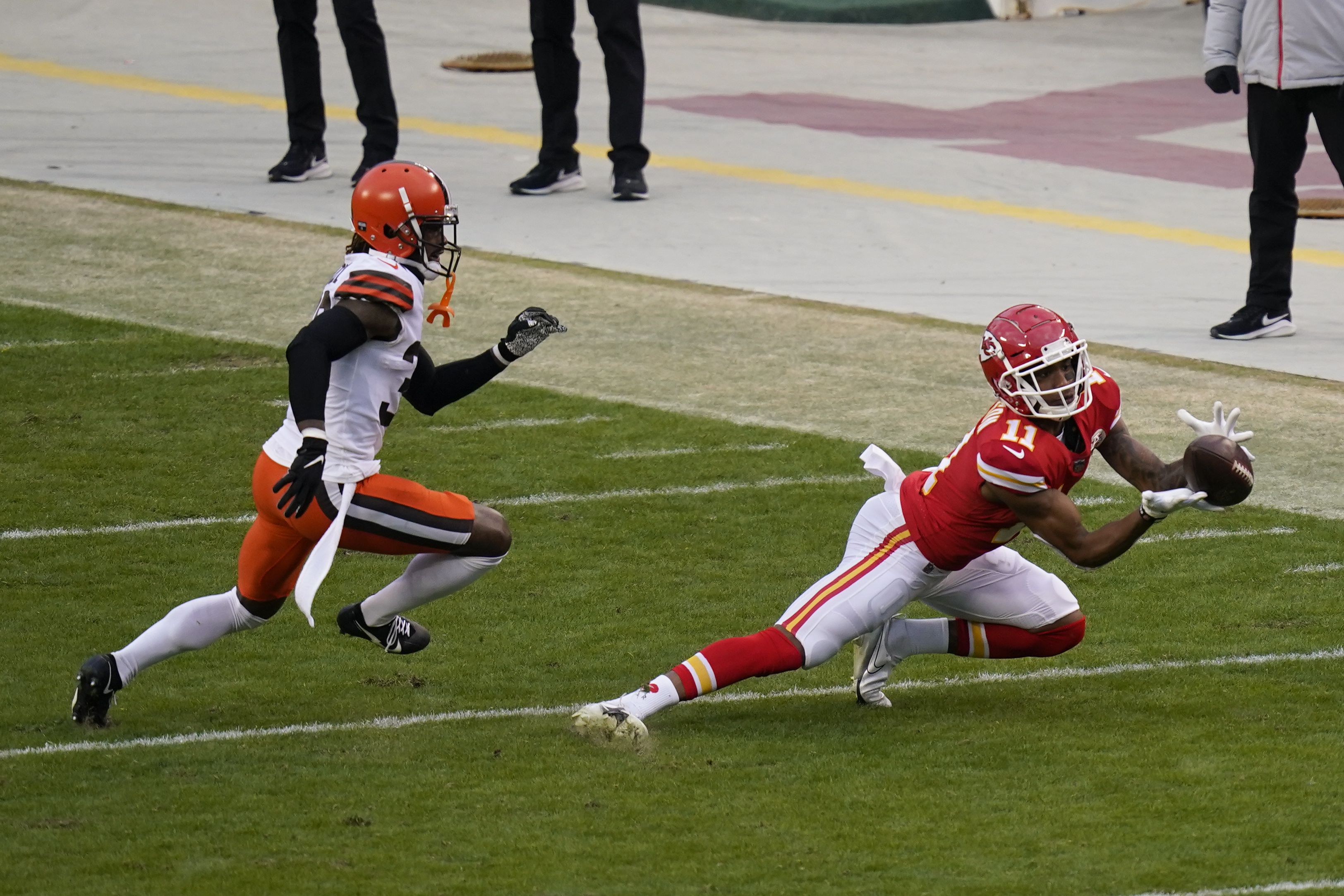 LeGarrette Blount, Deion Sanders talk consecutive Super Bowls on