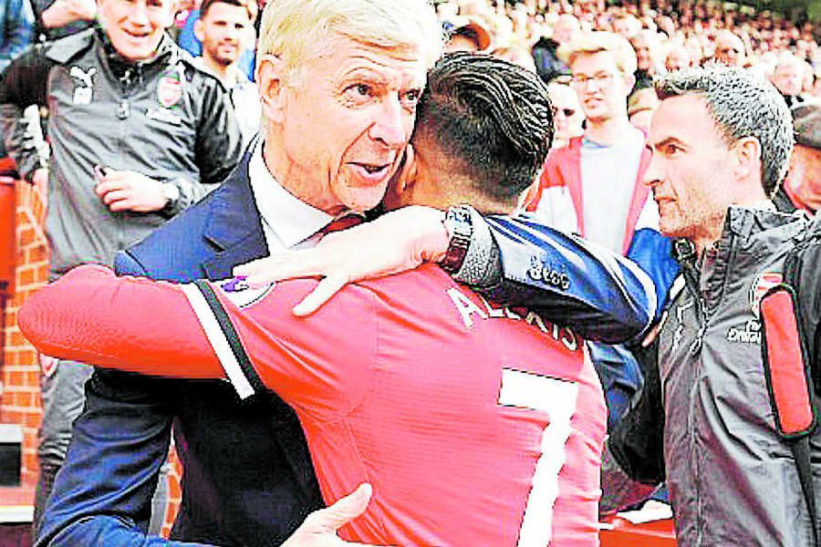 wenger con alexis