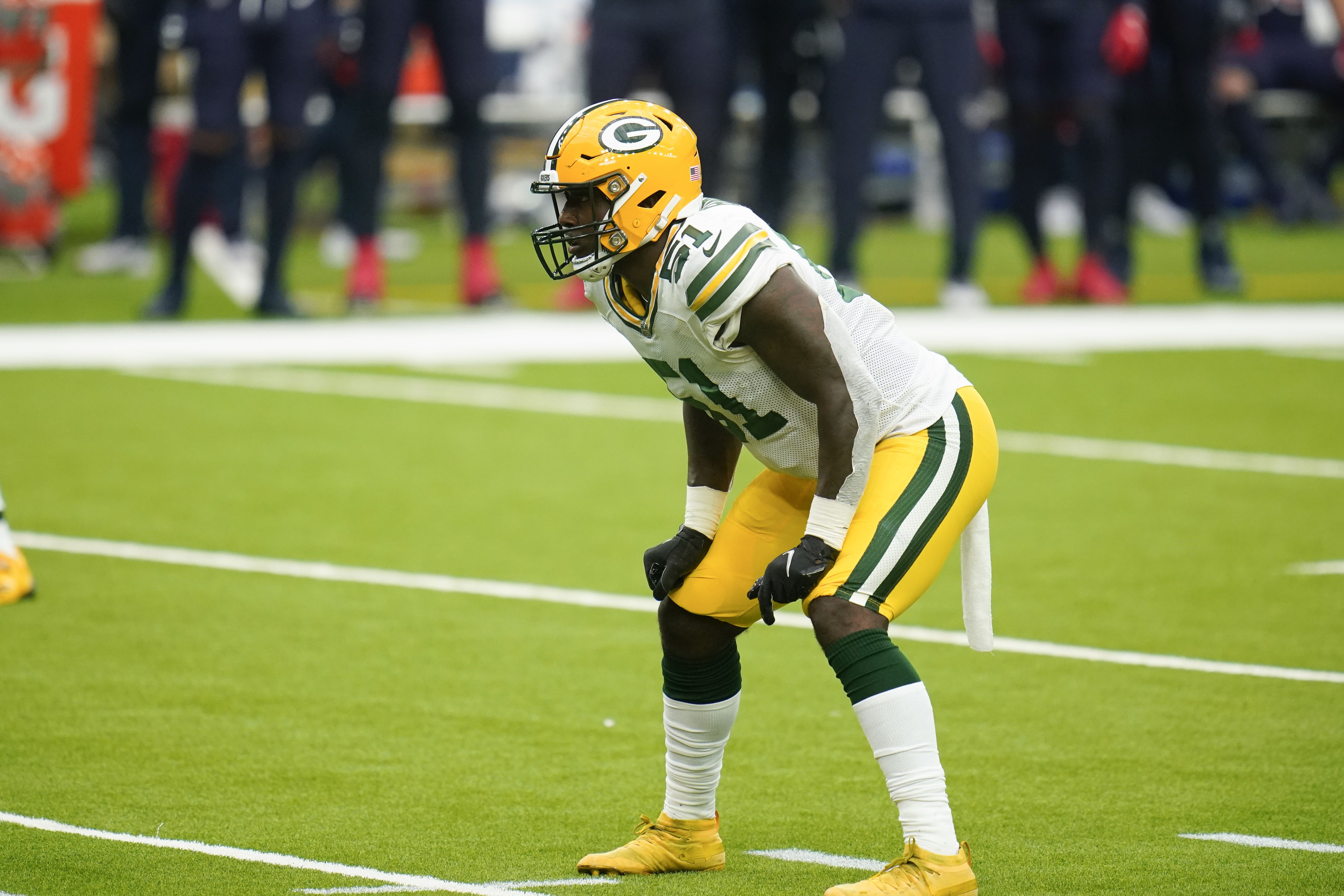 REPORT: Packers LB Barnes tests positive for COVID-19