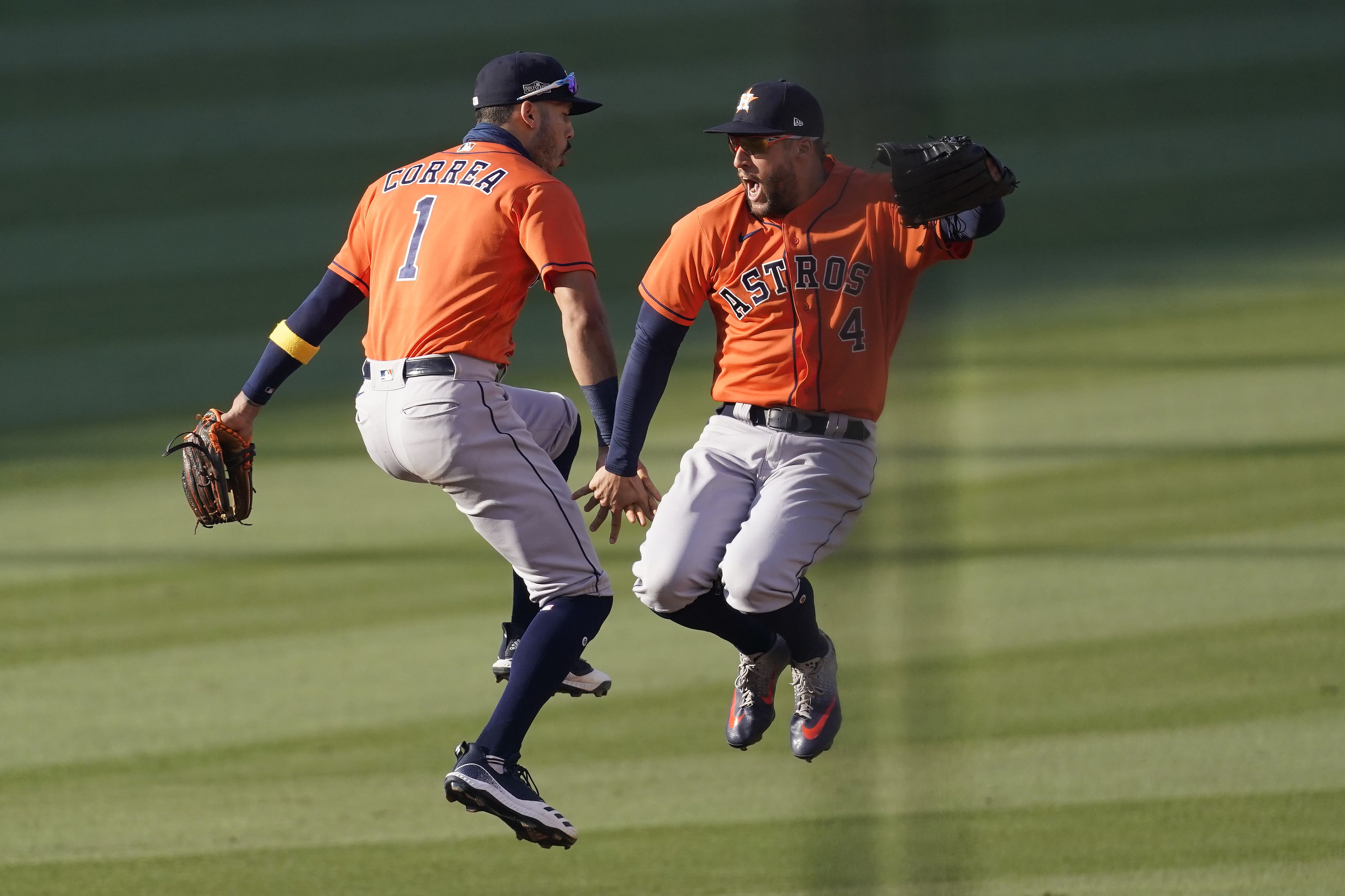 World Series 2017: George Springer gives recovering Houston five