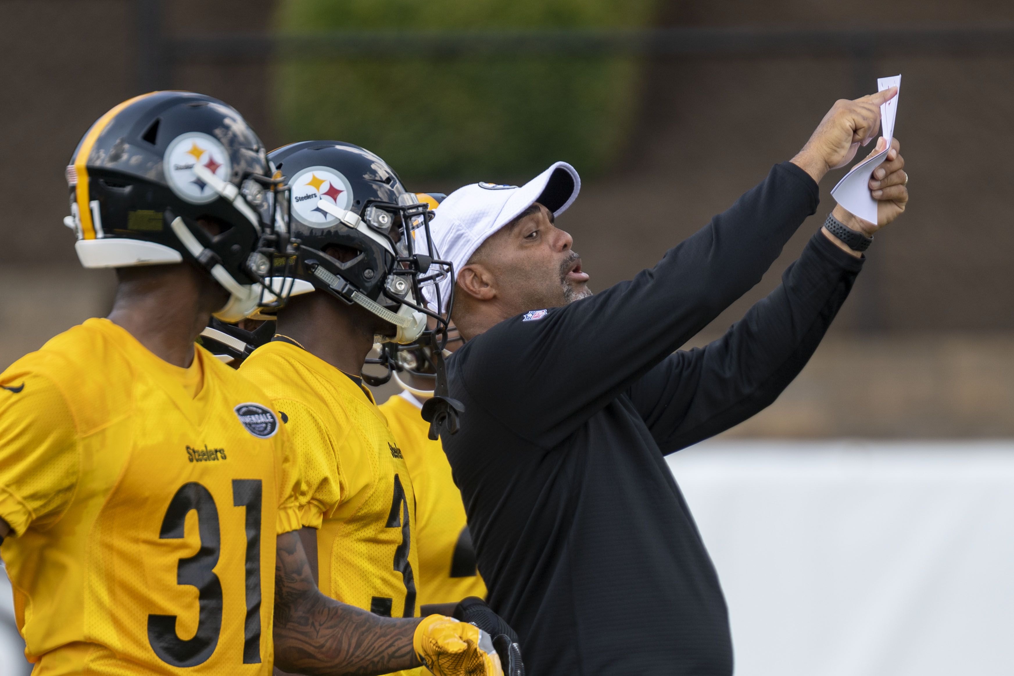 Pittsburgh Steelers defensive coordinator Teryl Austin has an out