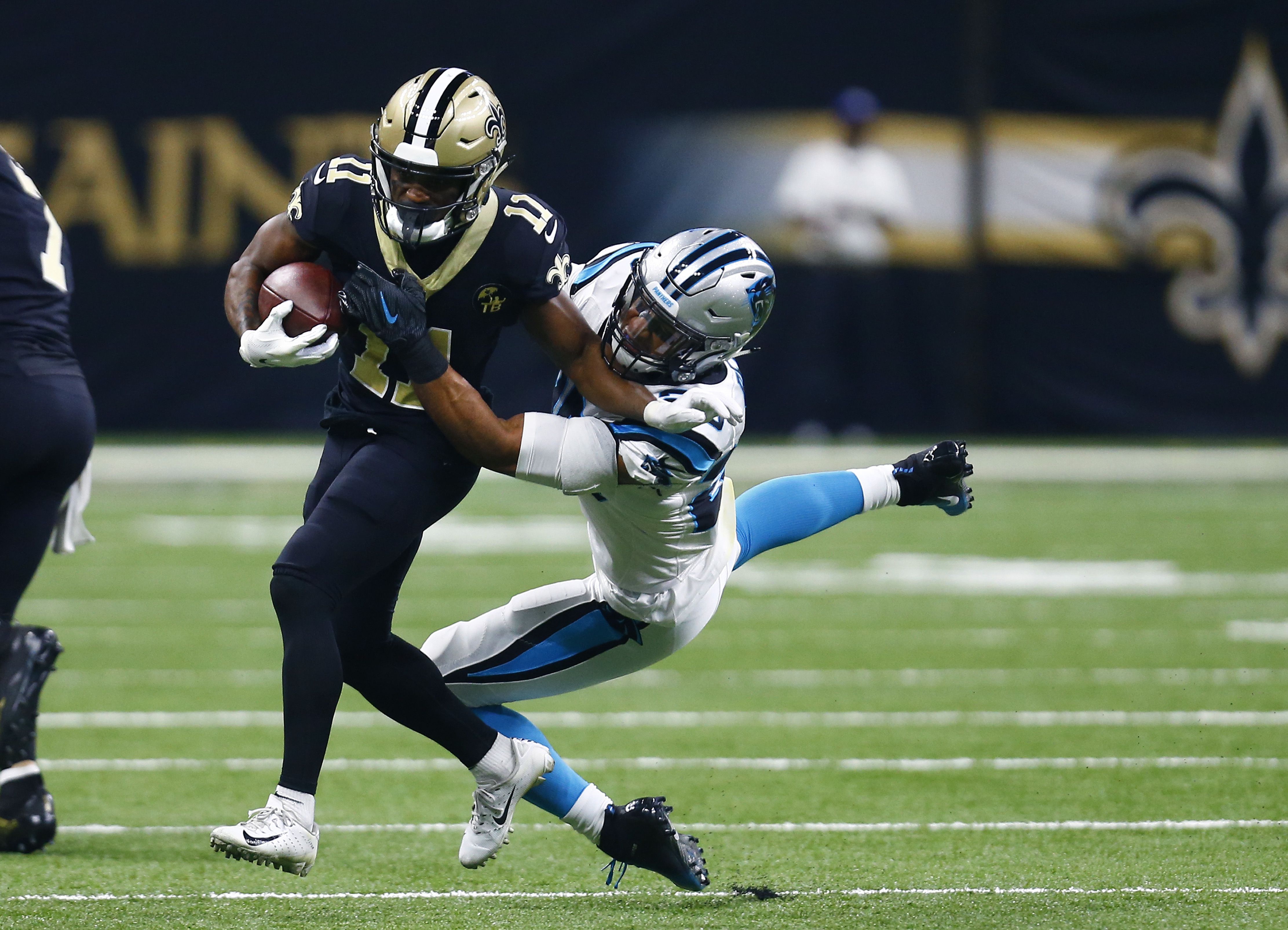 Panthers' Eric Reid calls Eagles' Malcolm Jenkins a 'sellout'