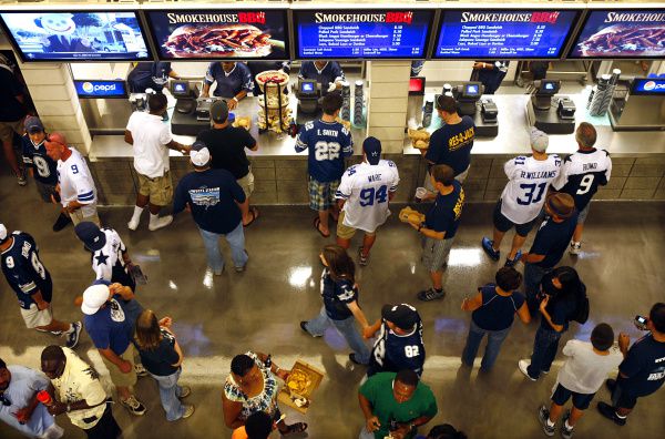 Super Bowl Concessions, Merchandise Spending Set Records