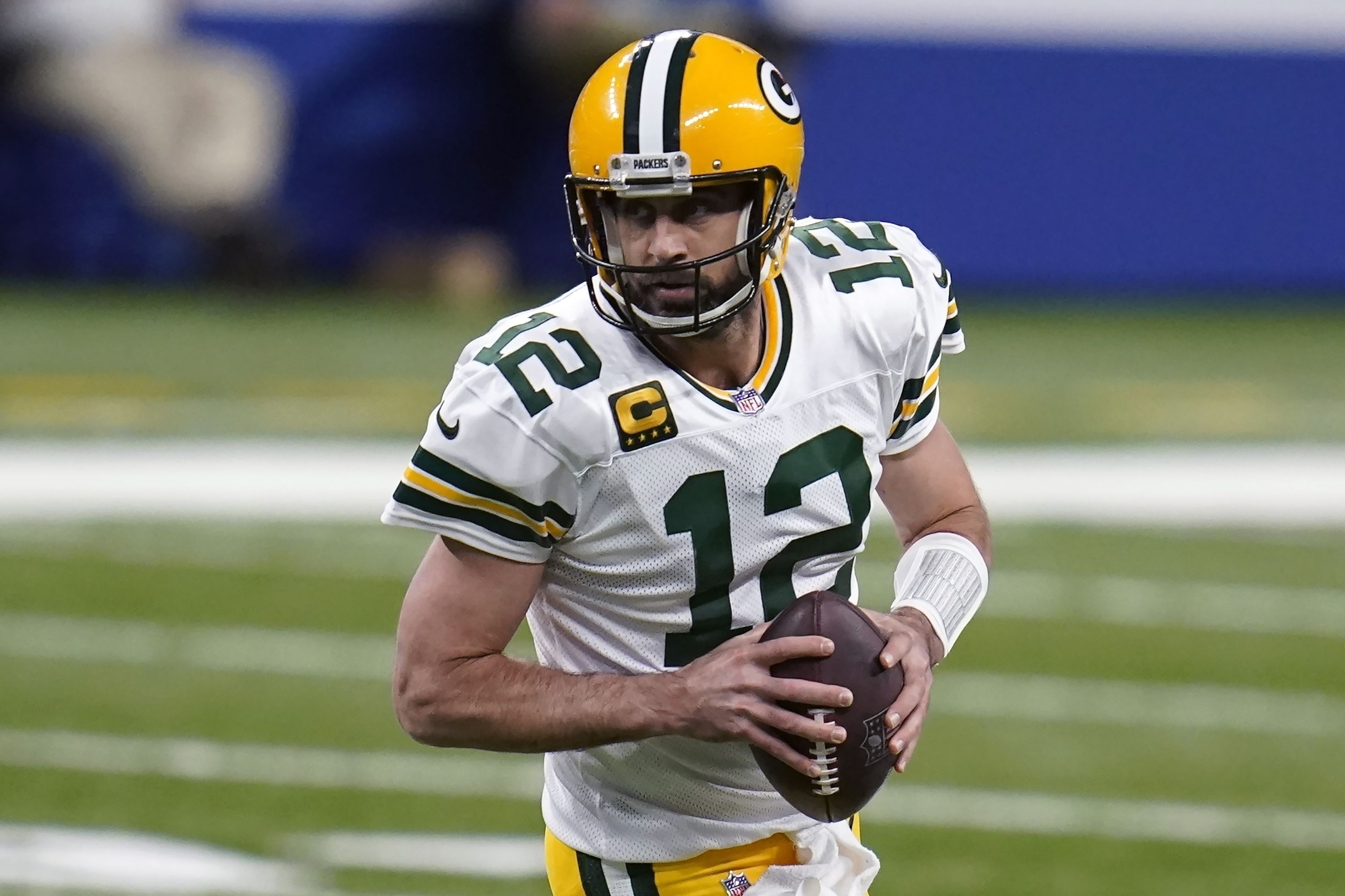 Packers insider claims Aaron Rodgers' debut year with Jets could go up in  flames - “Off the charts”