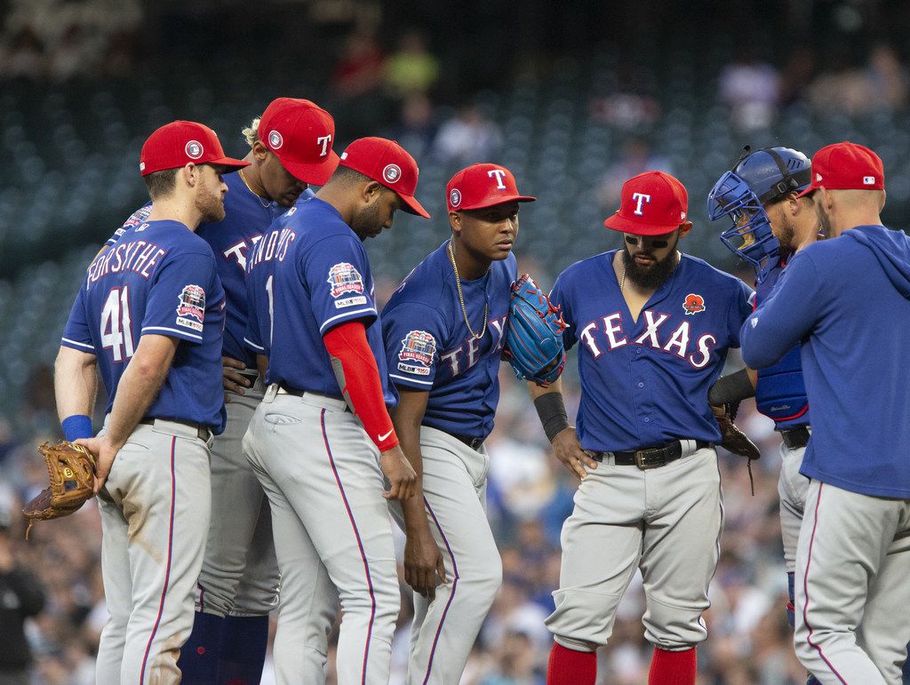 Texas Rangers lose closer Jose Leclerc to shoulder strain