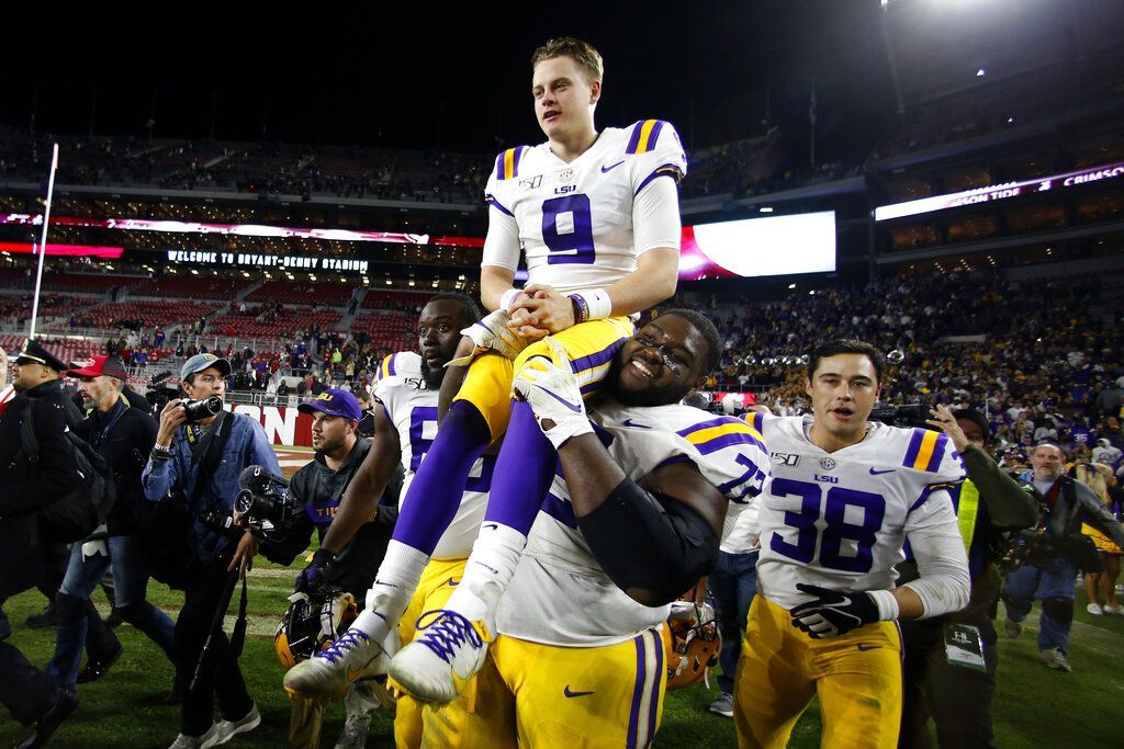 Worsham: Burrow, Receivers Make History in the Air – LSU