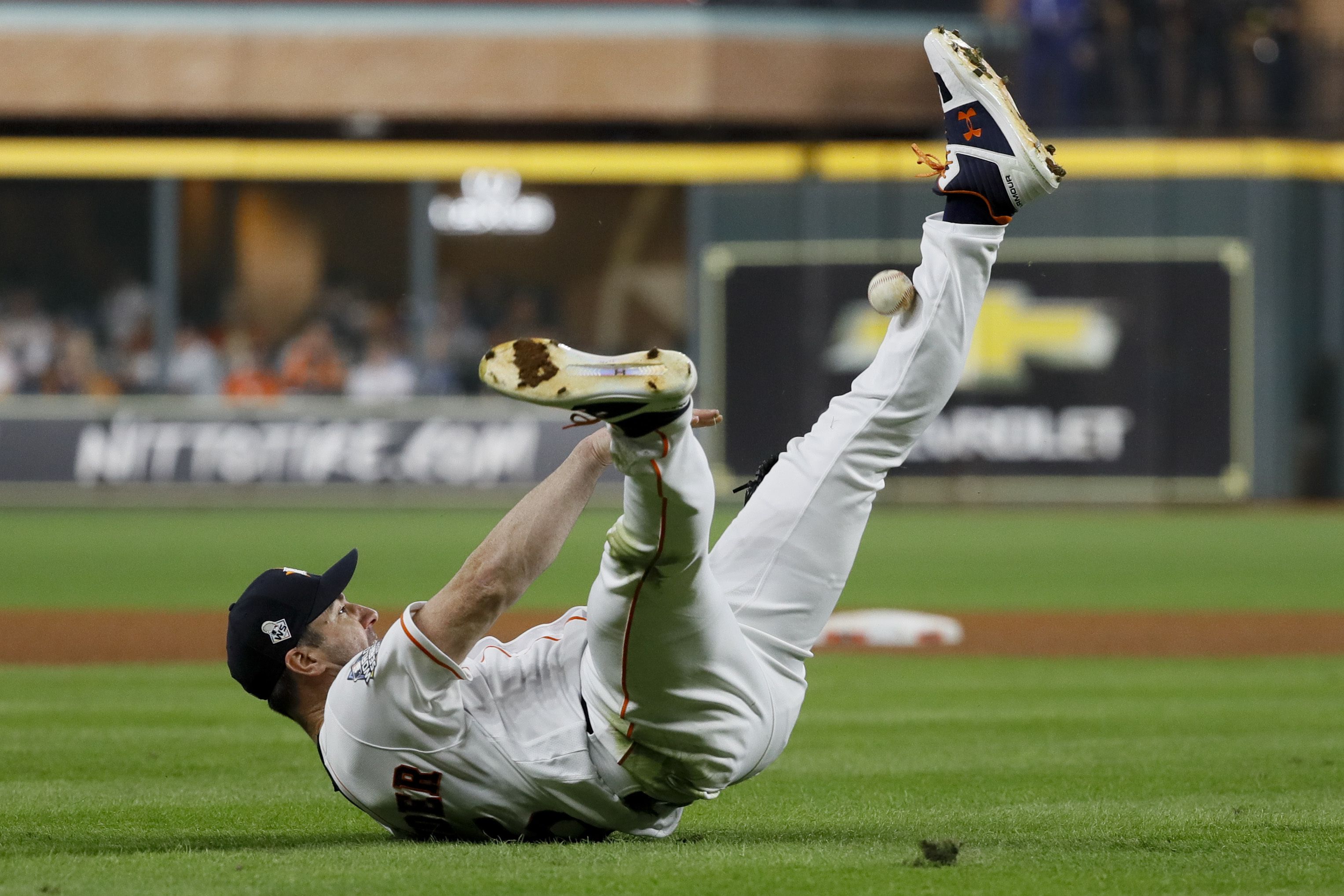 Nats blast Astros to take 2-0 series lead