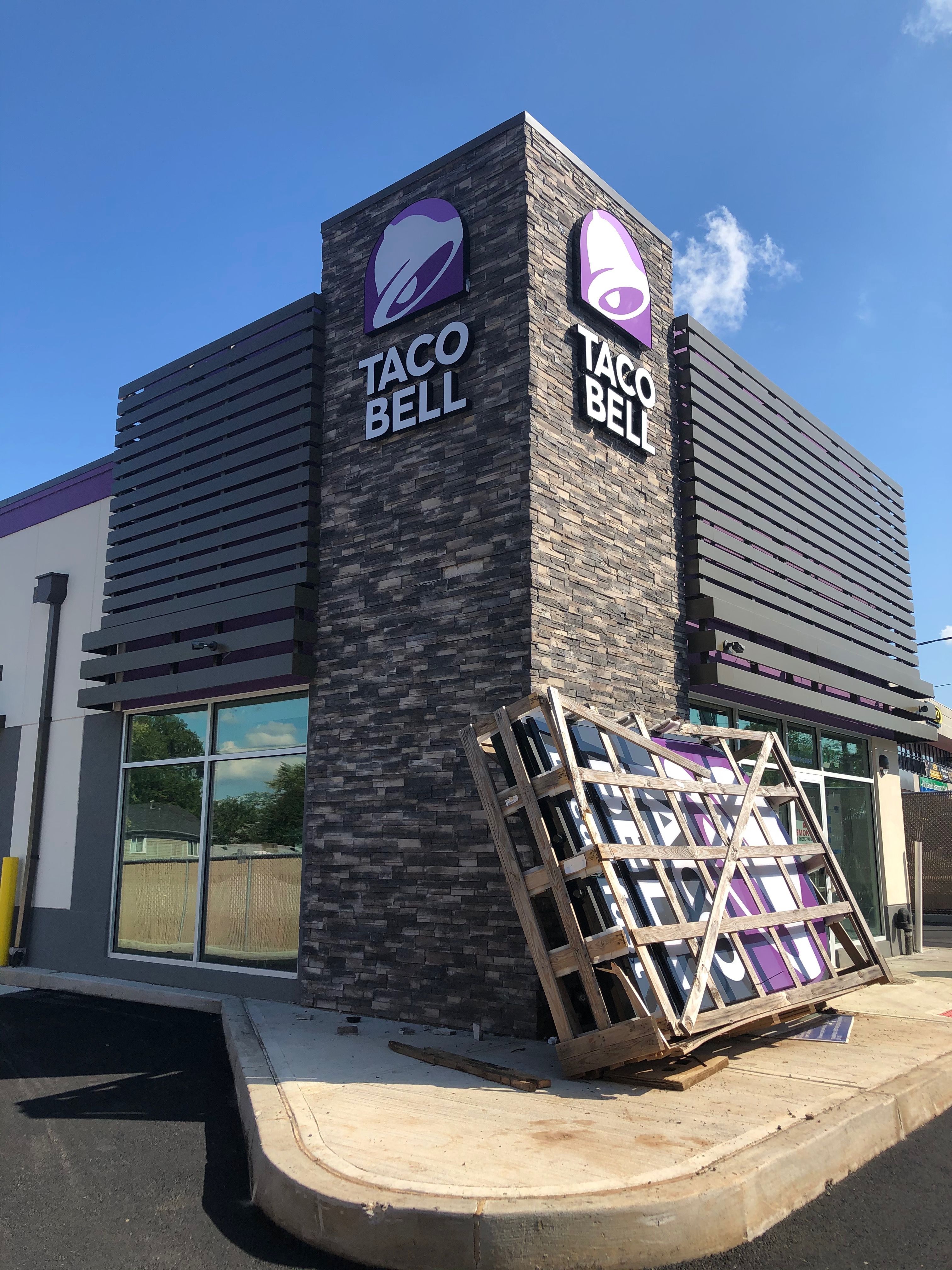 Taco Bell and Kidz Village Open Near Jersey City/Bayonne Border