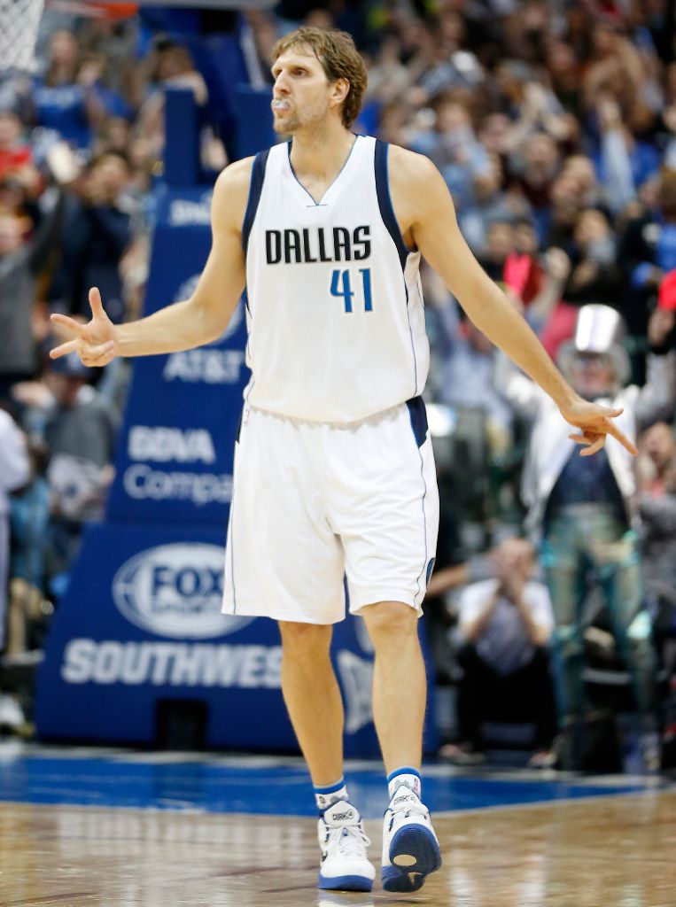 Dallas Cowboys: Mavs move tipoff time Sunday to avoid conflict