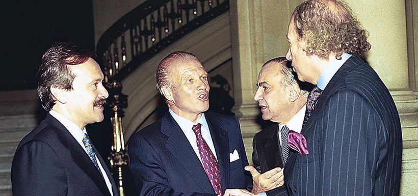 Los protagonistas de la alianza en 1998 fueron Carlos Senent, gerente general del BBV Bhif; Emilio Ybarra, presidente del BBVA; José Said, presidente de BBV Bhif, y Hernán Somerville, presidente de Abif.