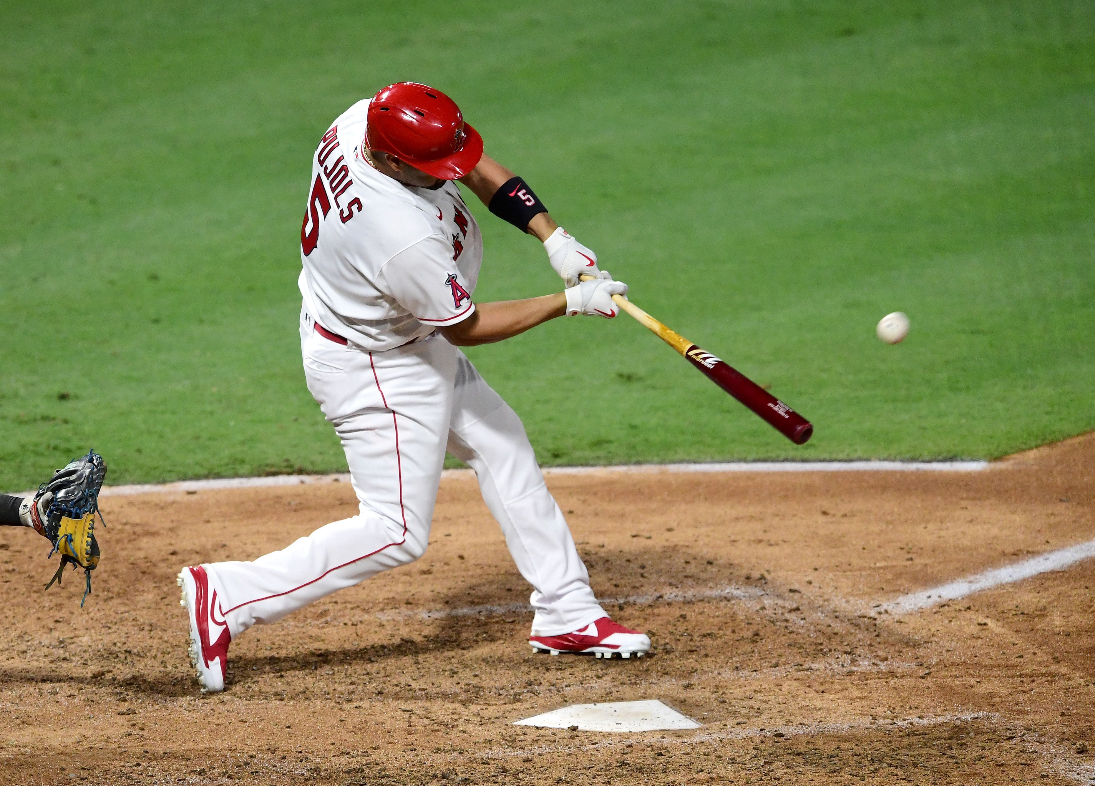 Albert Pujols Hits Homers 661 and 662, Passing Willie Mays on