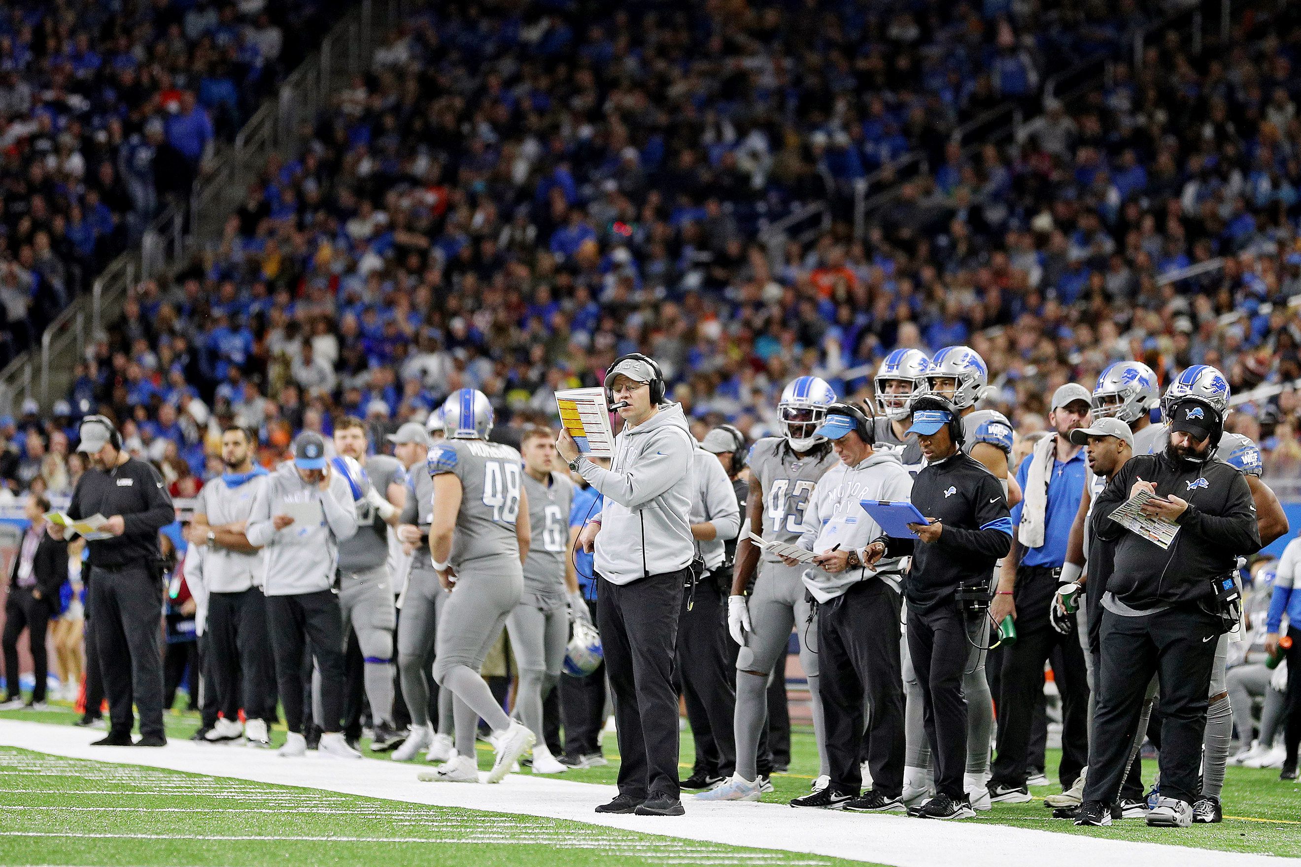 Lions lose penalty-ridden Thanksgiving game vs. Bears, remain winless