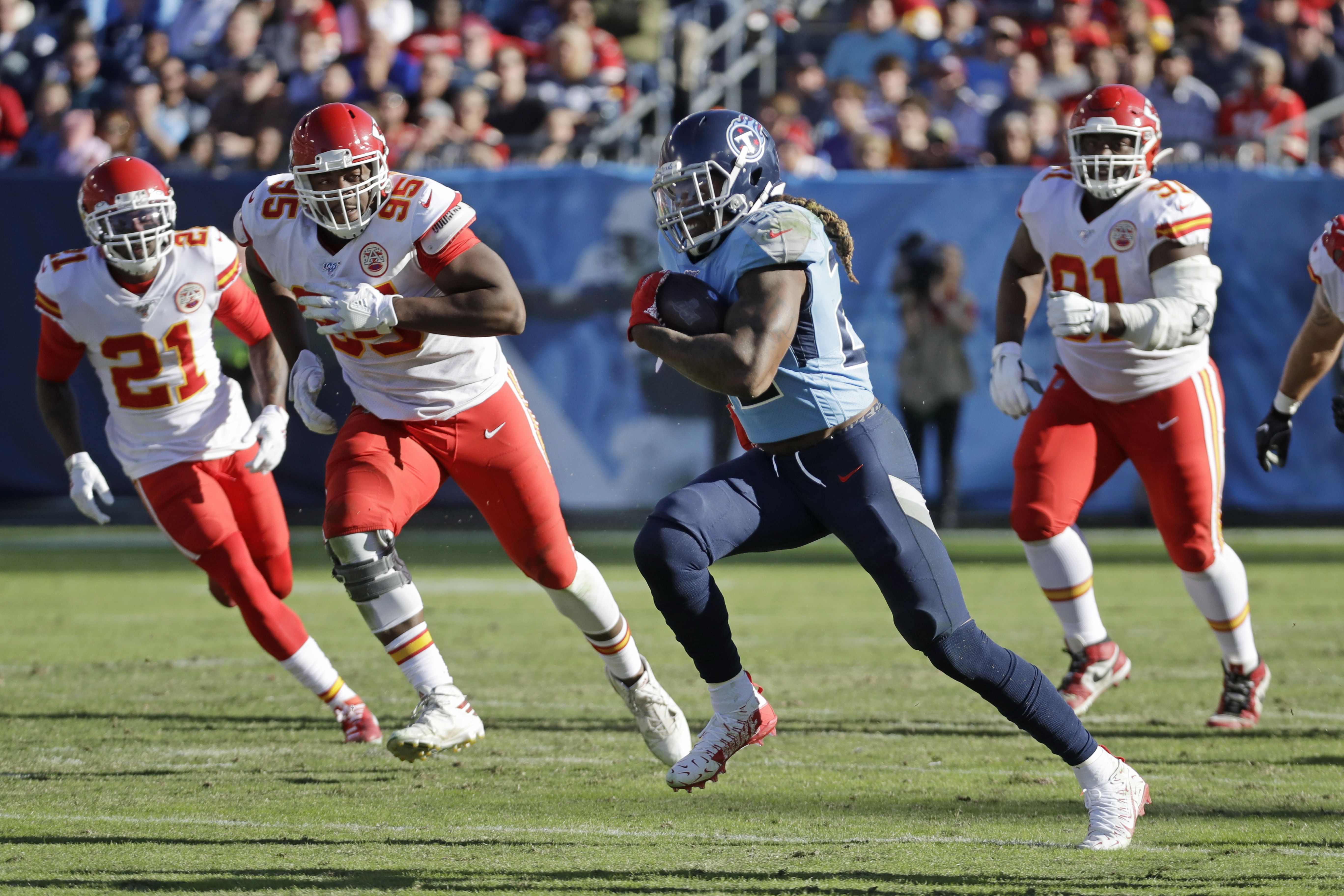 Two more Patrick Mahomes turnovers helps Tennessee rout Kansas City - The  Boston Globe