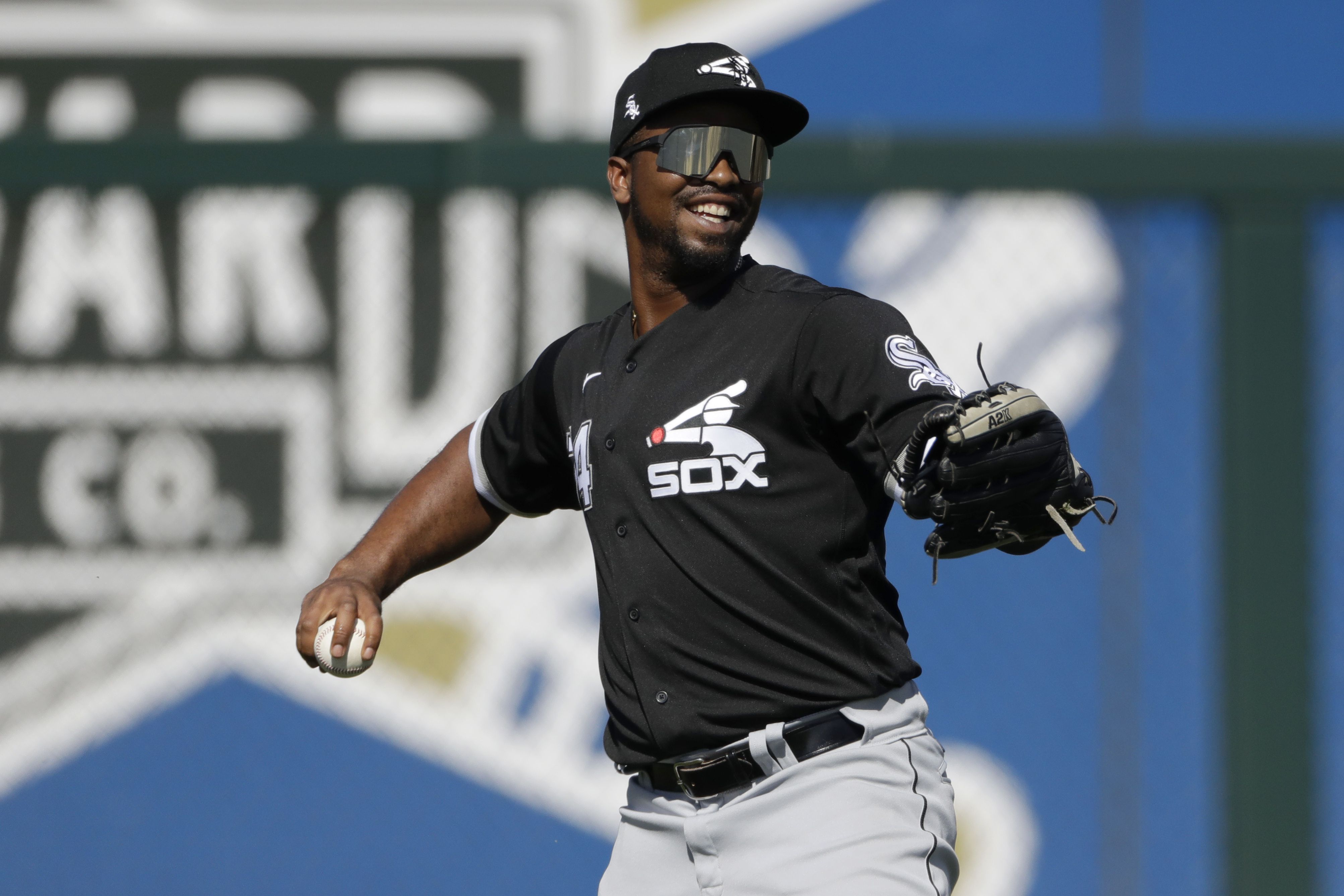 White Sox spring training: Yasmani Grandal, Lucas Giolito, Gio