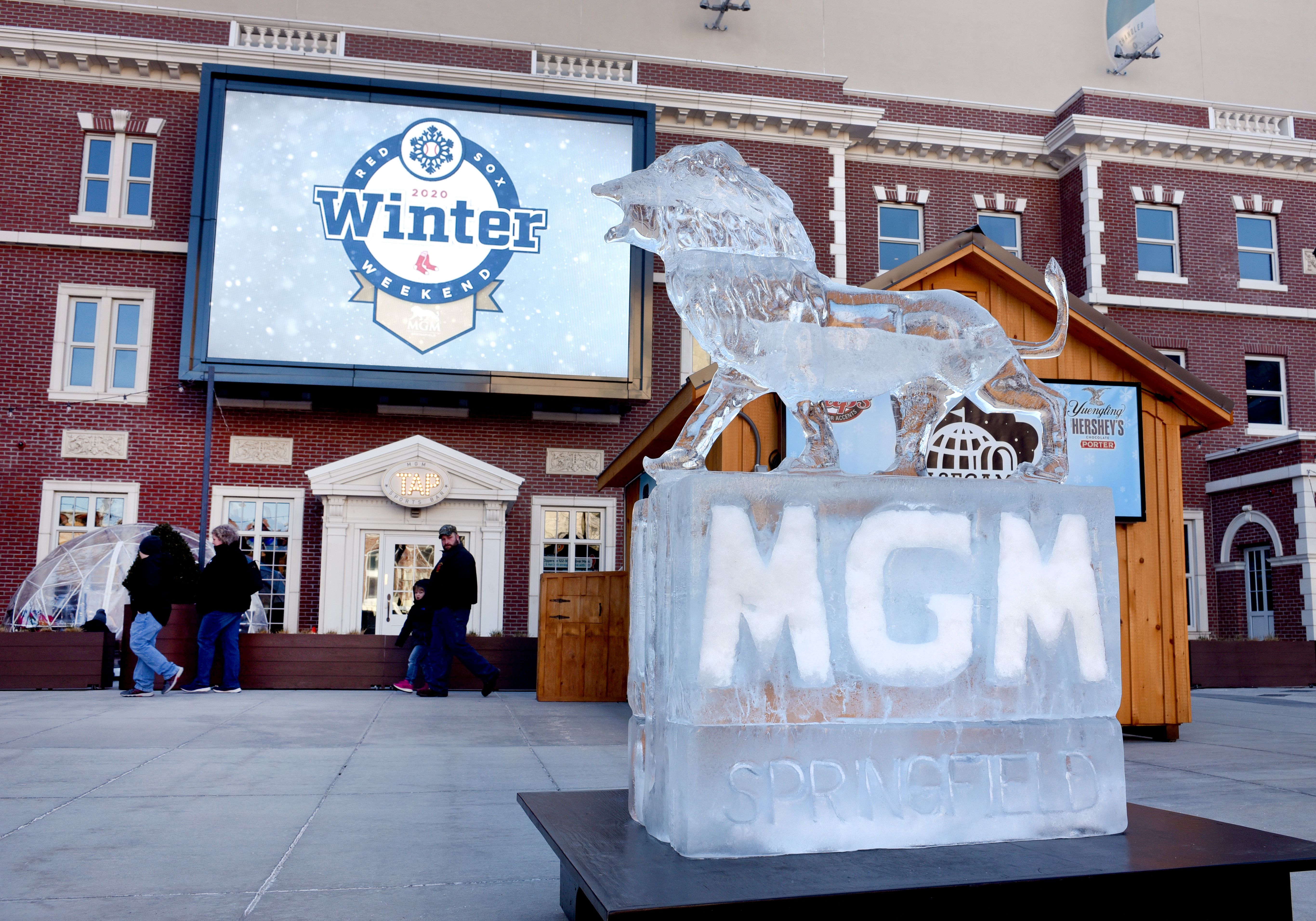 Red Sox Winter Weekend in Springfield kicks off with Fan Fest at Mass Mutual  Center