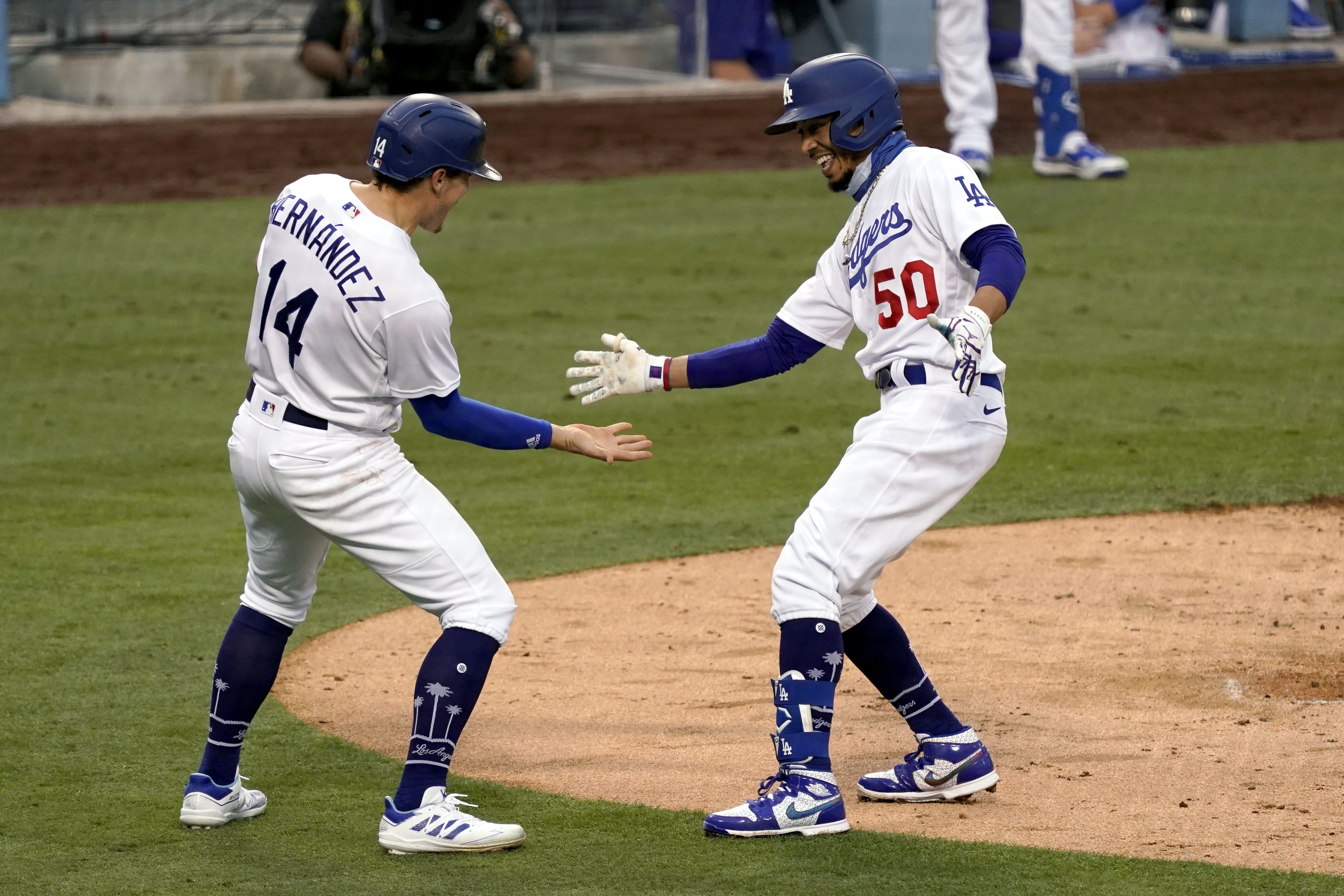 Enrique Hernandez Game-Used Away Jersey - Dodgers at Mets - 6/24/18