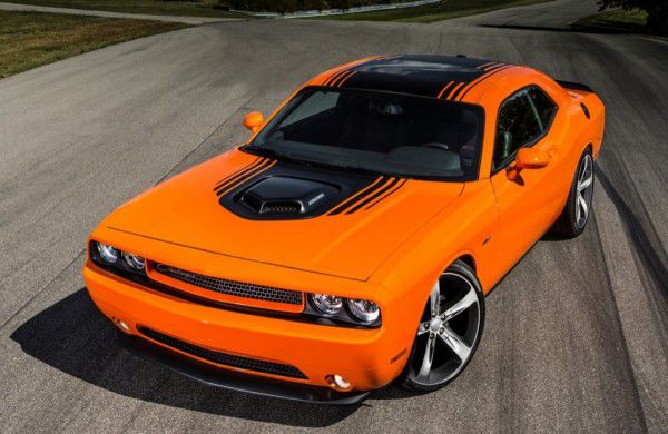 2014-DODGE-CHALLENGER-RT-SHAKER-Large-600x390.jpg