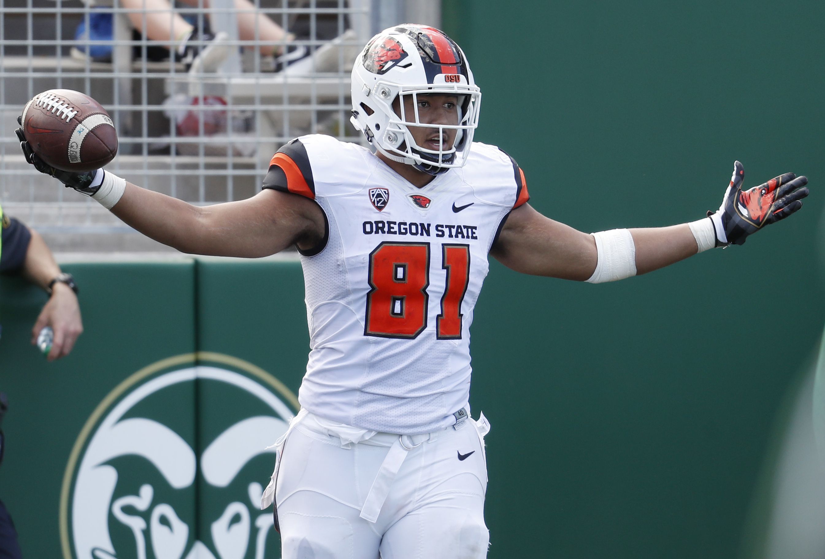 Watch: Former Oregon State Beavers' star Isaiah Hodgins scores