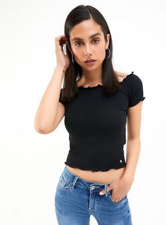 Polera negra