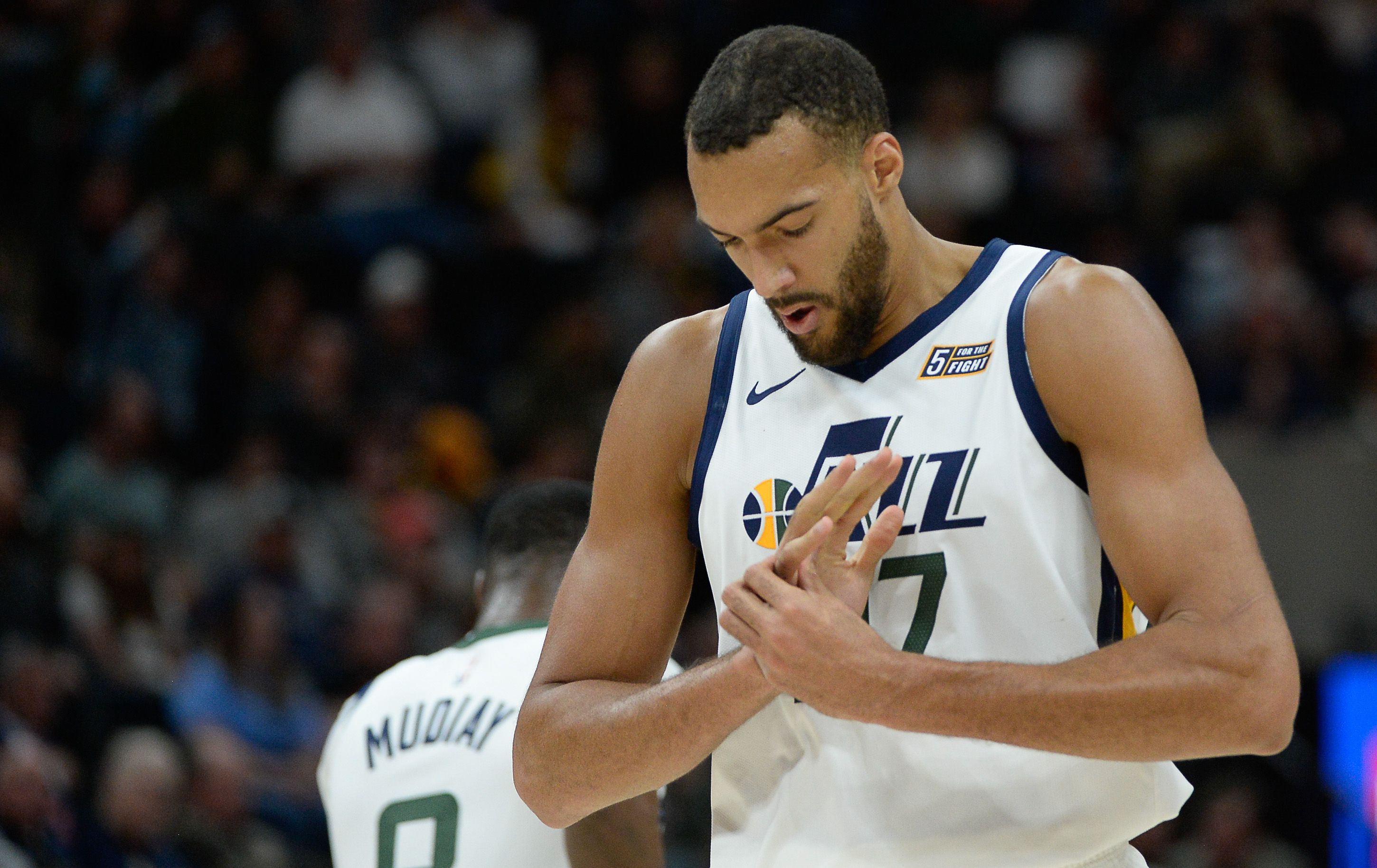 The Triple Team Jazz Defense Still Giving Up Big Numbers But Taking Steps To Improve Mitchell Would Prefer To Be 1 4 Than 5 0