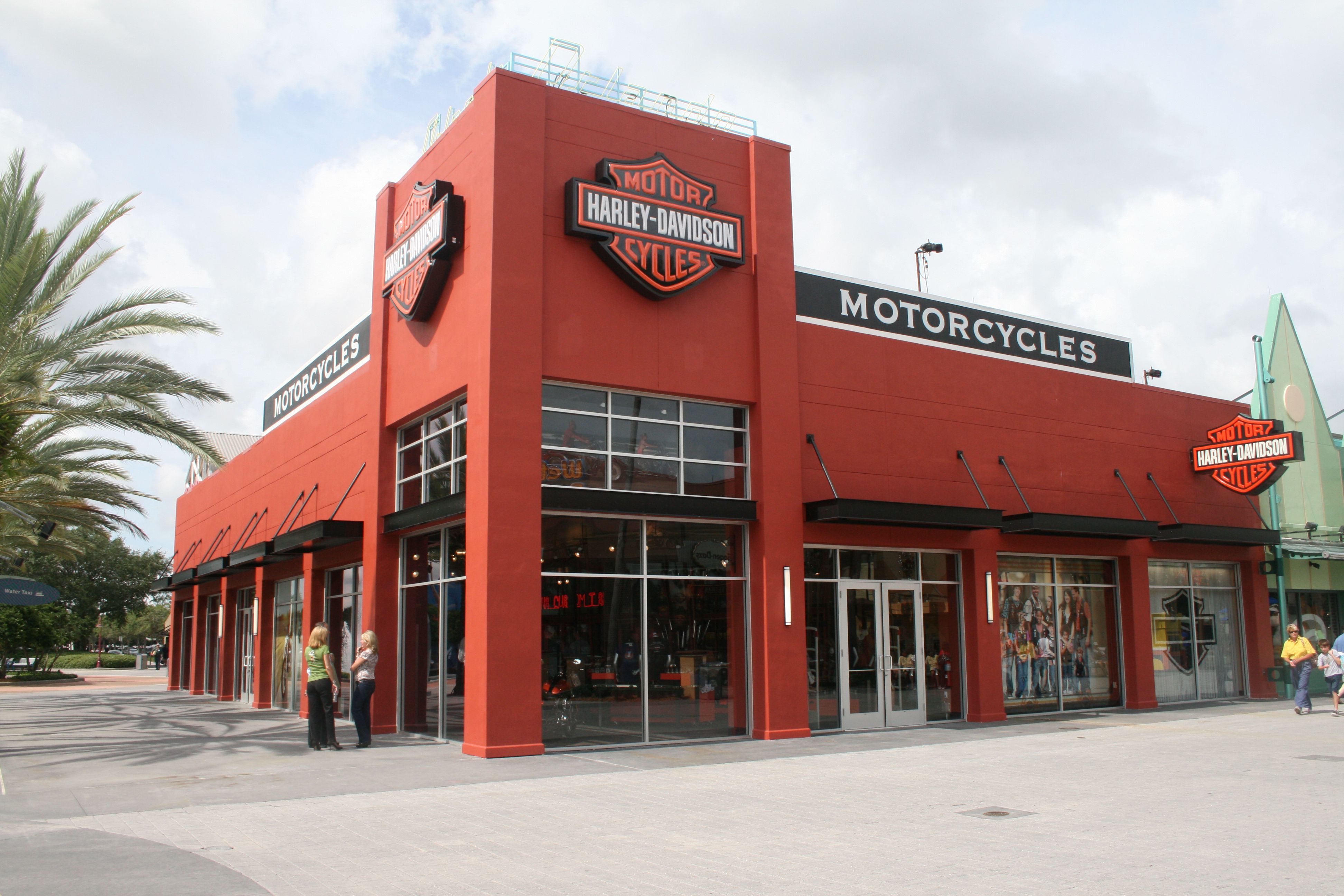 Newest Orlando Harley Davidson Store Is Custom Fit Motorcyclist