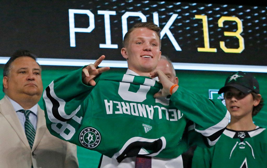 NHL draft grades: Mixed reviews for Coyotes' Barrett Hayton pick?