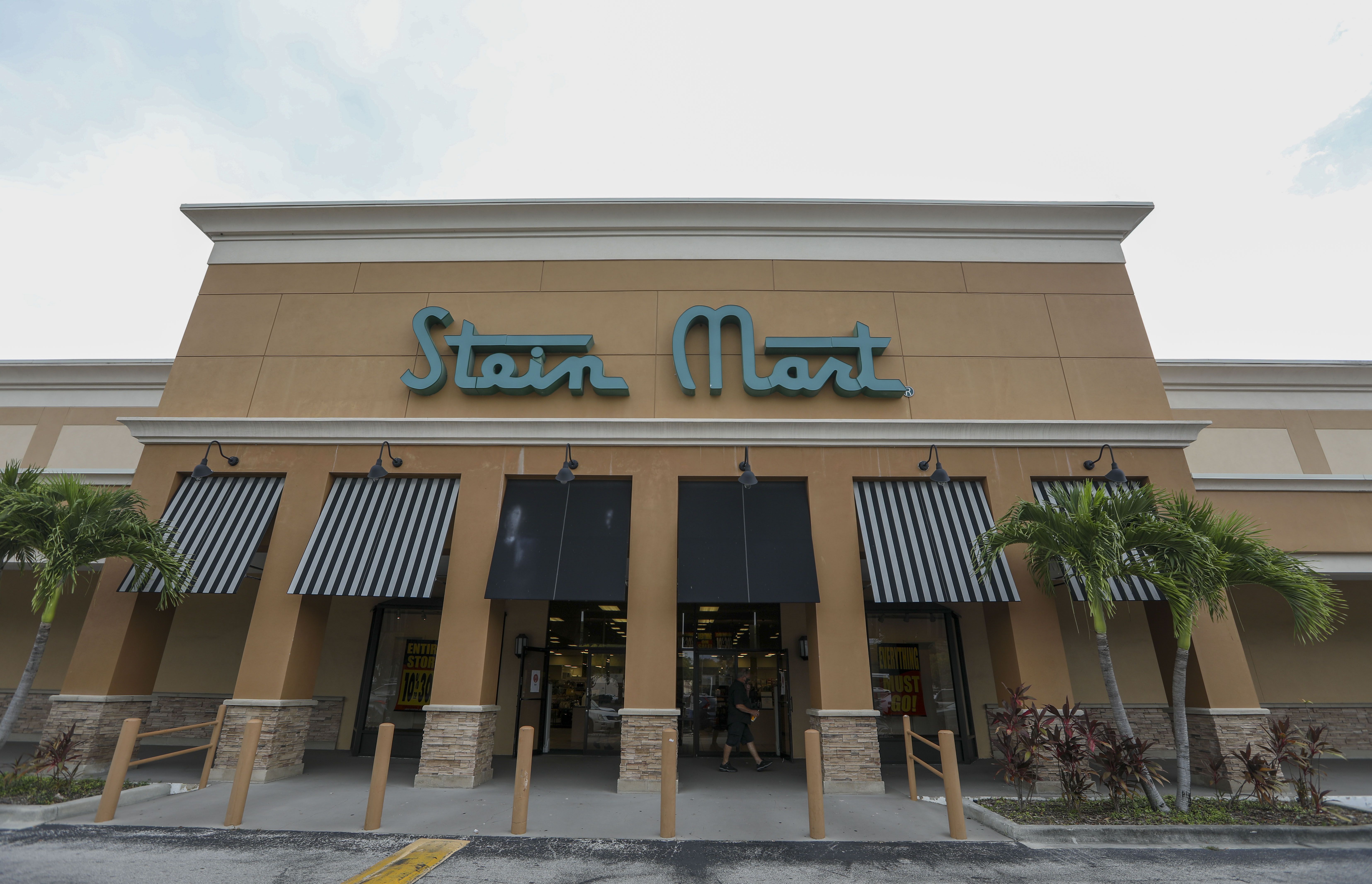 Stein Mart closing all stores, lays out liquidation plan - Phoenix Business  Journal