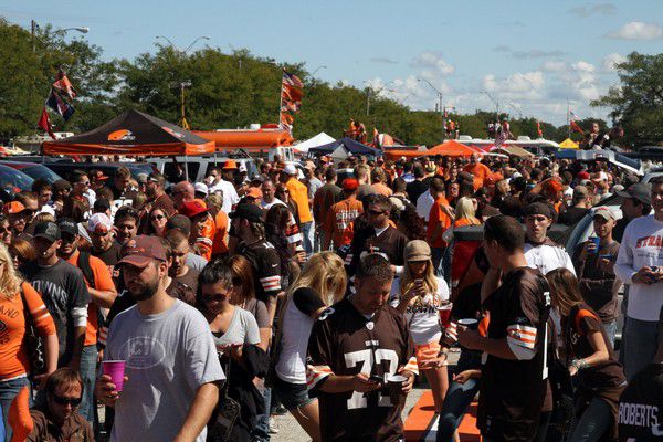 Tailgating The Muni Lot? Remember These Rules