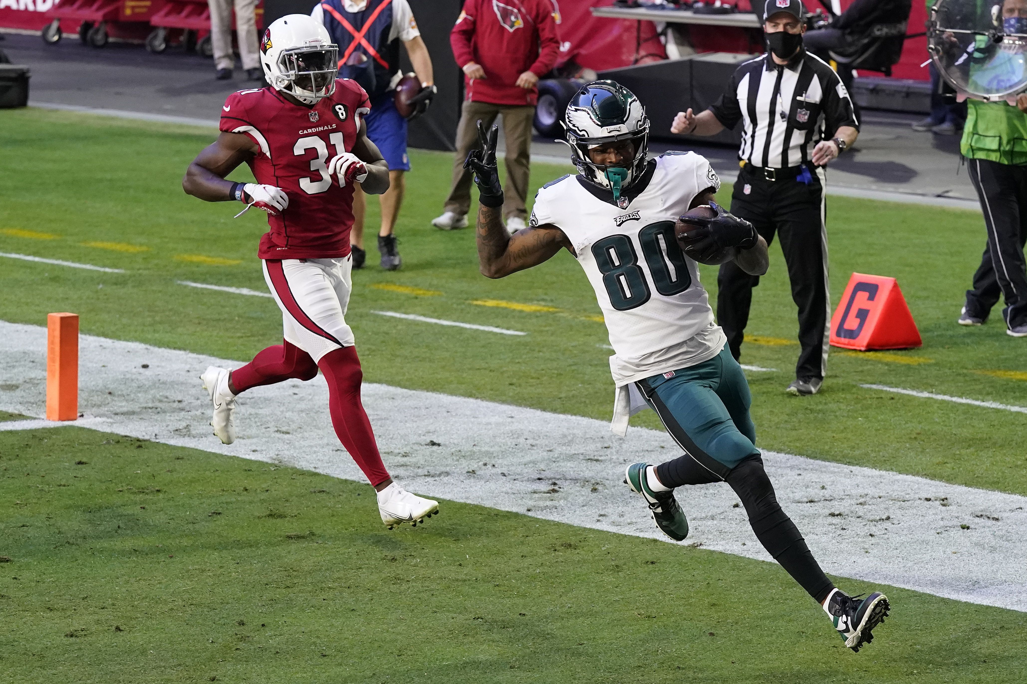 3 negatives, 5 positives from Eagles' loss to the Cardinals