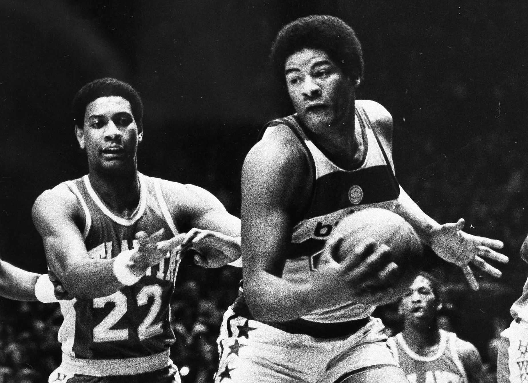 NBA great Nate Thurmond, Hall of Fame center, dies at 74, Basketball