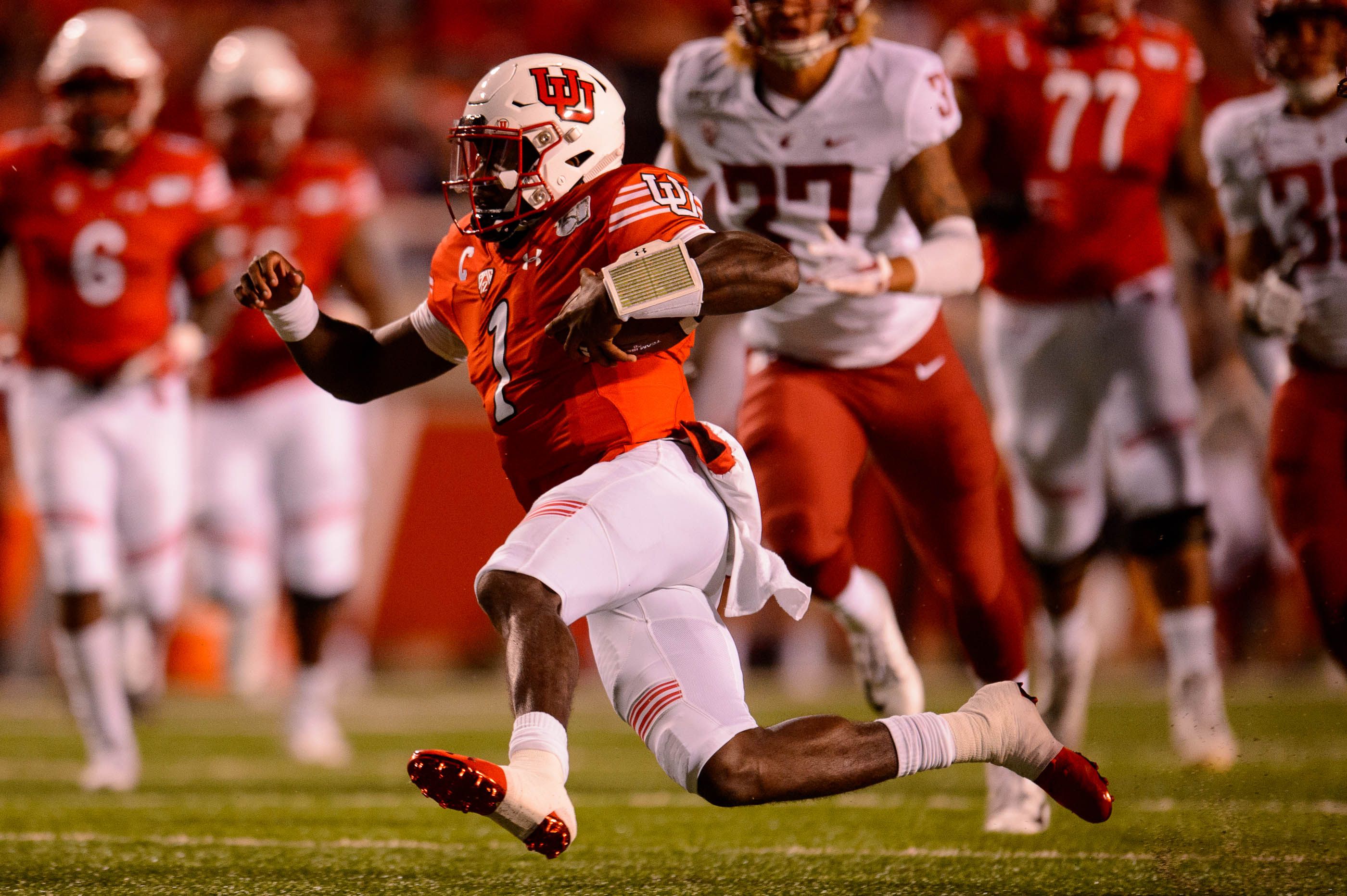 Tyler Huntley - Football - University of Utah Athletics