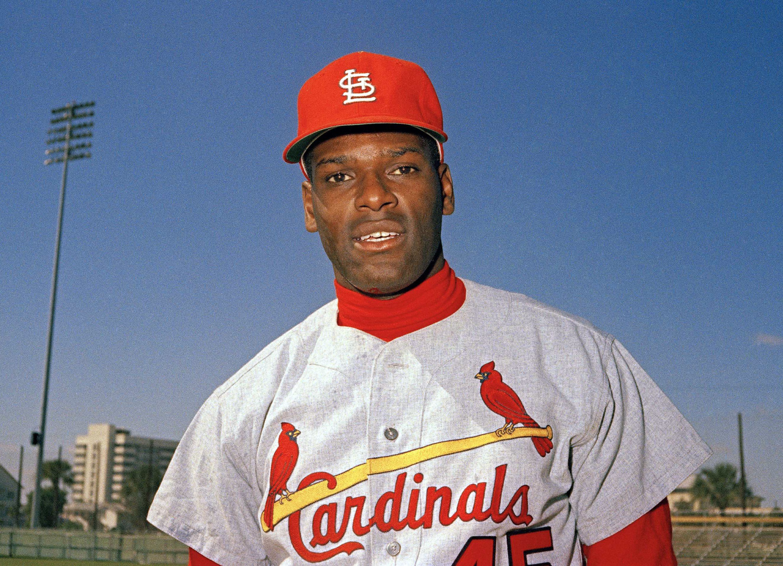 Bob Gibson, Hall of Fame ace for St. Louis Cardinals, dies at 84