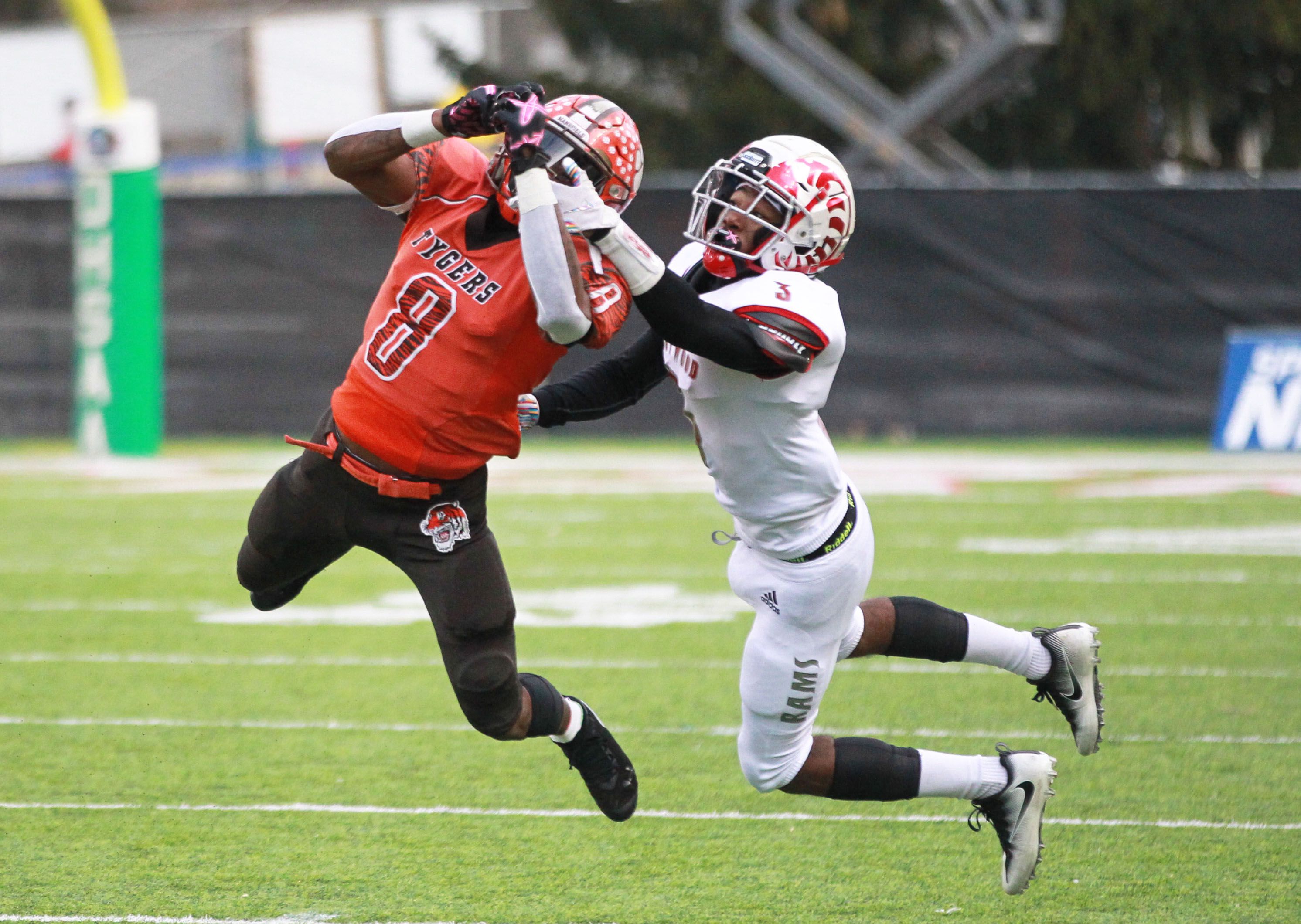 Trotwood advances to 7th straight football state semi