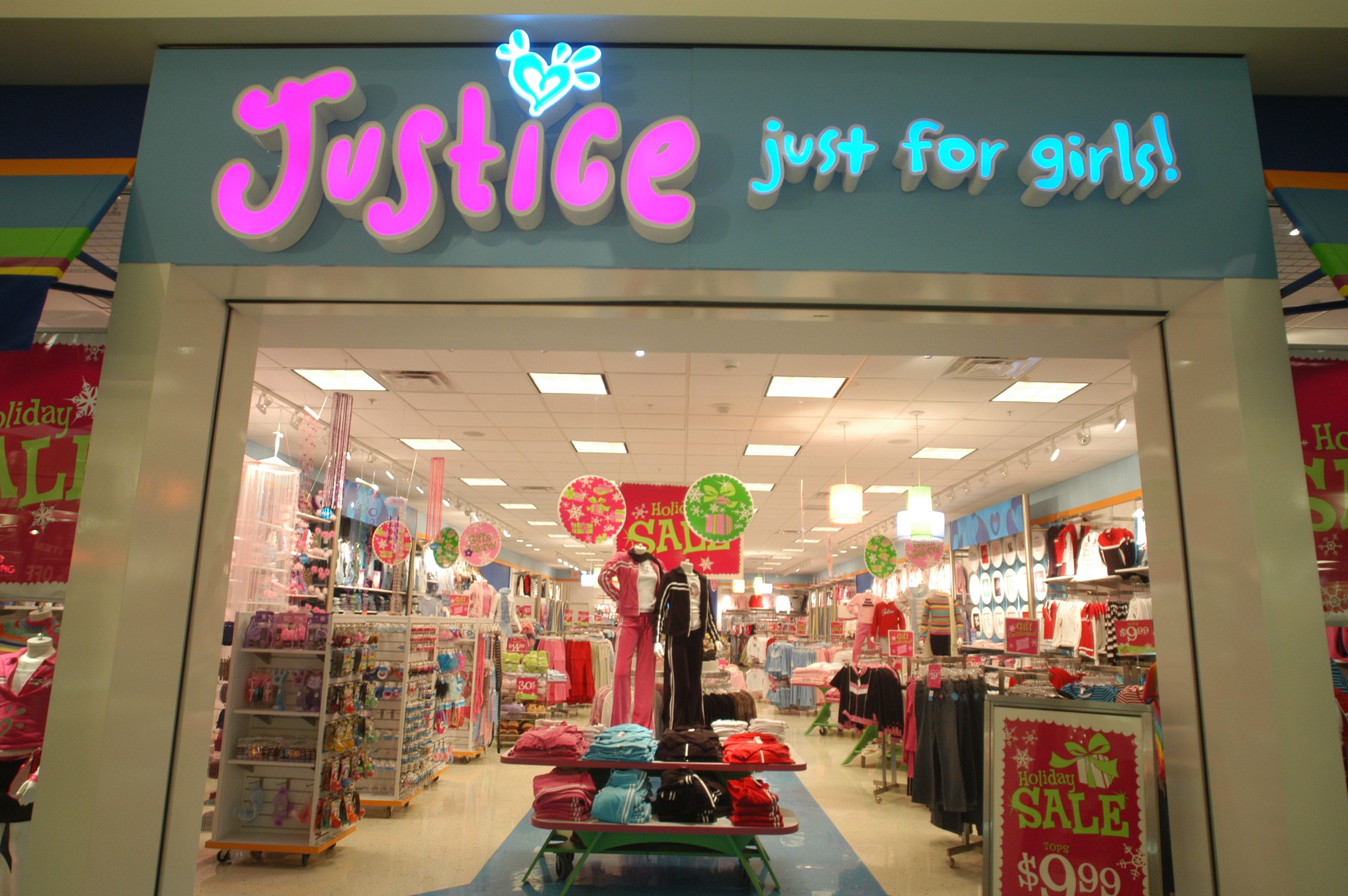 Will Tween Fashion Retailer Justice Succeed in its Second Go-Around?