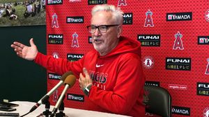 Angels fire manager Ausmus after 1 poor season; Maddon next?