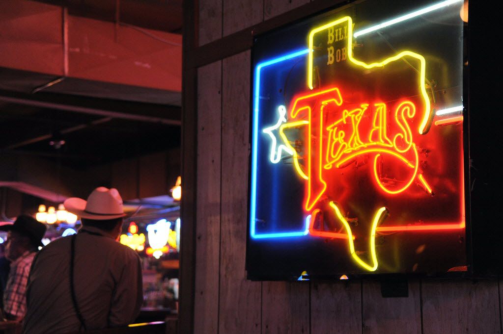 Billy Bob's Texas - Dallas Cowboys WIN!!