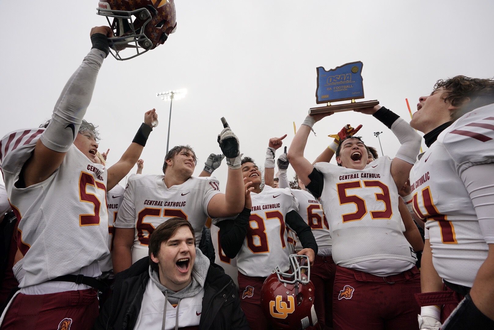 Live scores: OSAA football state semifinals