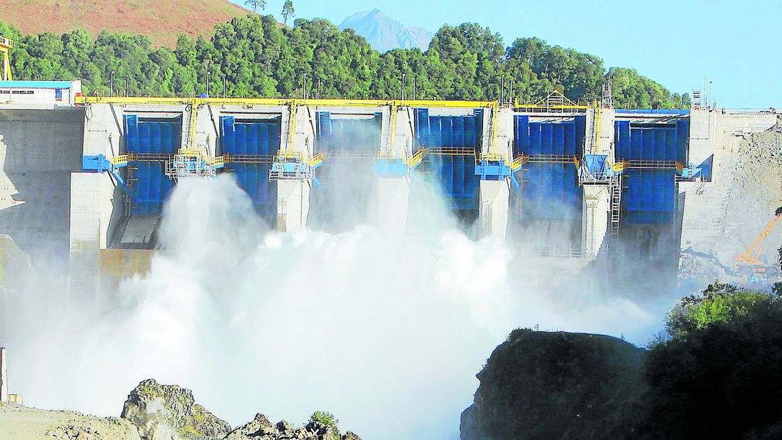 Central Angostura, se encuentra en funcionamiento.