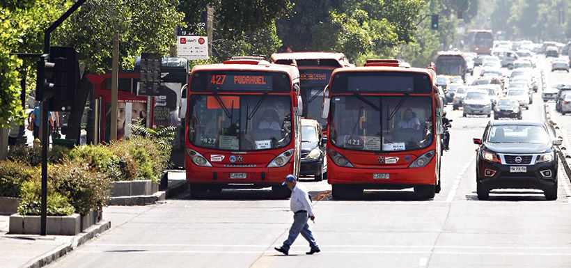 imagen-tematica-buses-del-transantiago0899