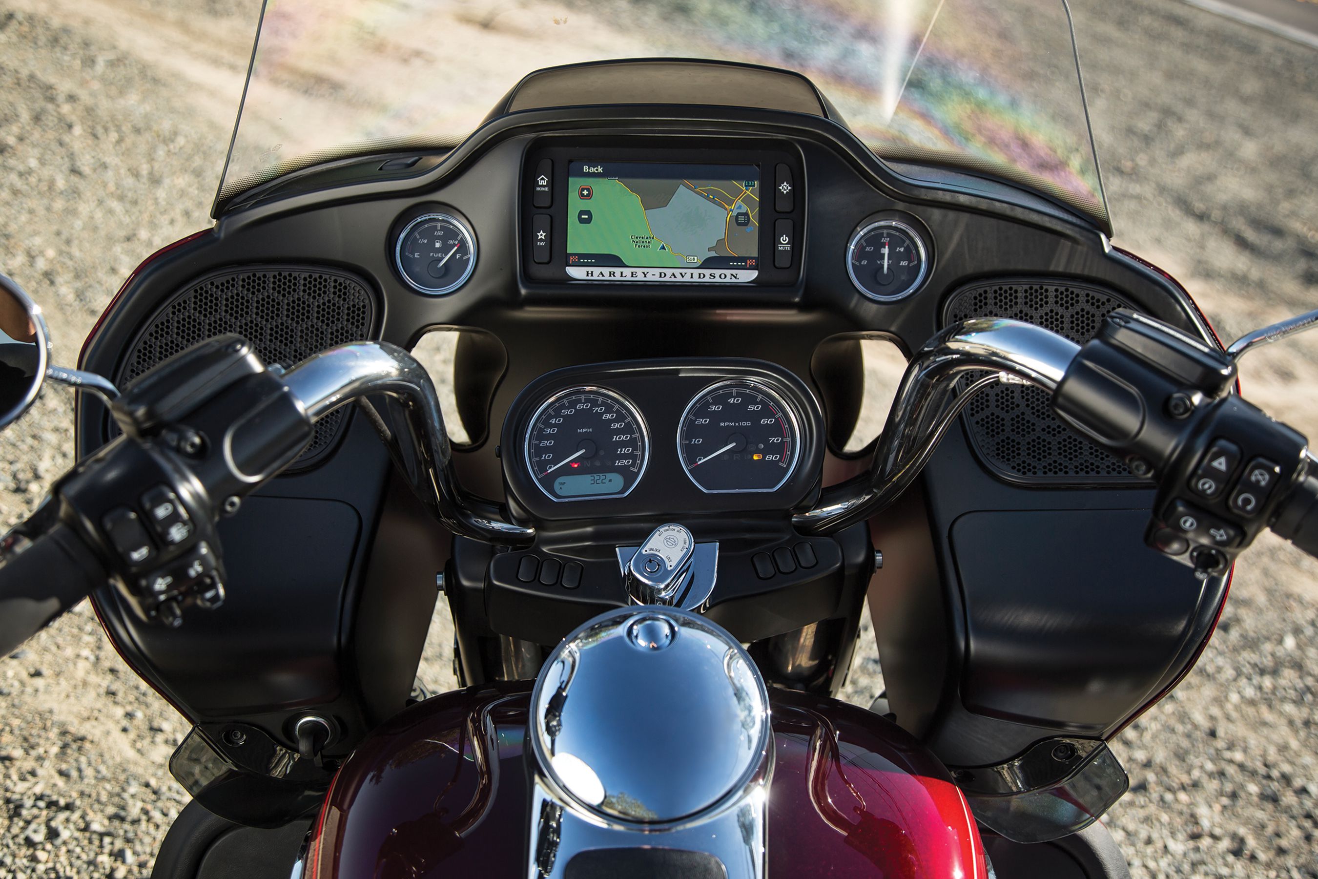 2016 Harley Davidson Road Glide Ultra Review | Motorcyclist