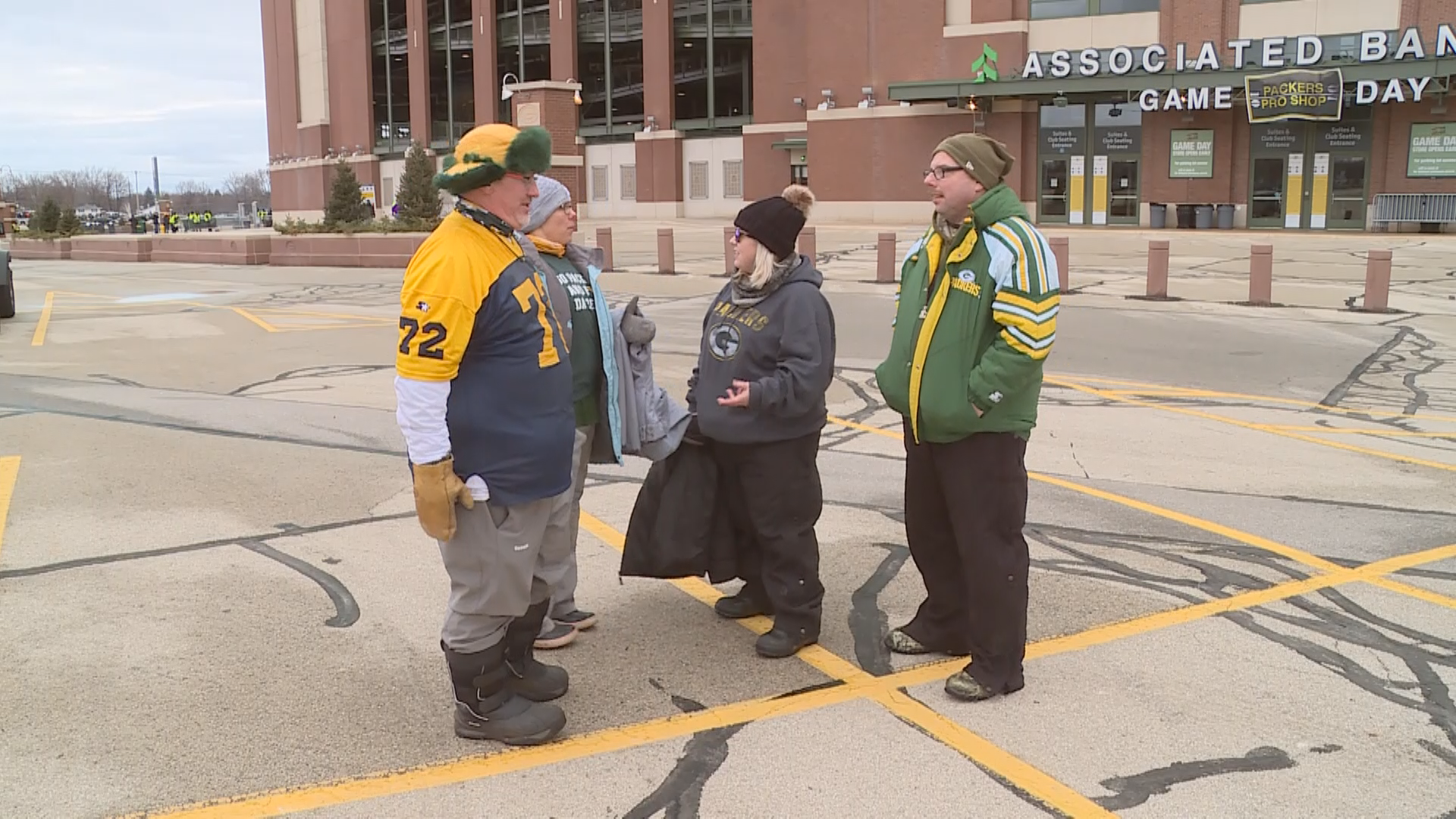 Packers allow 6,000 season ticket holders to attend divisional matchup