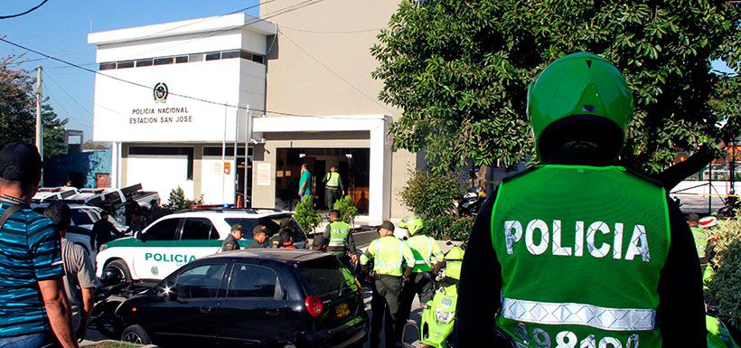 ataque-estacion-de-policia-barranquilla